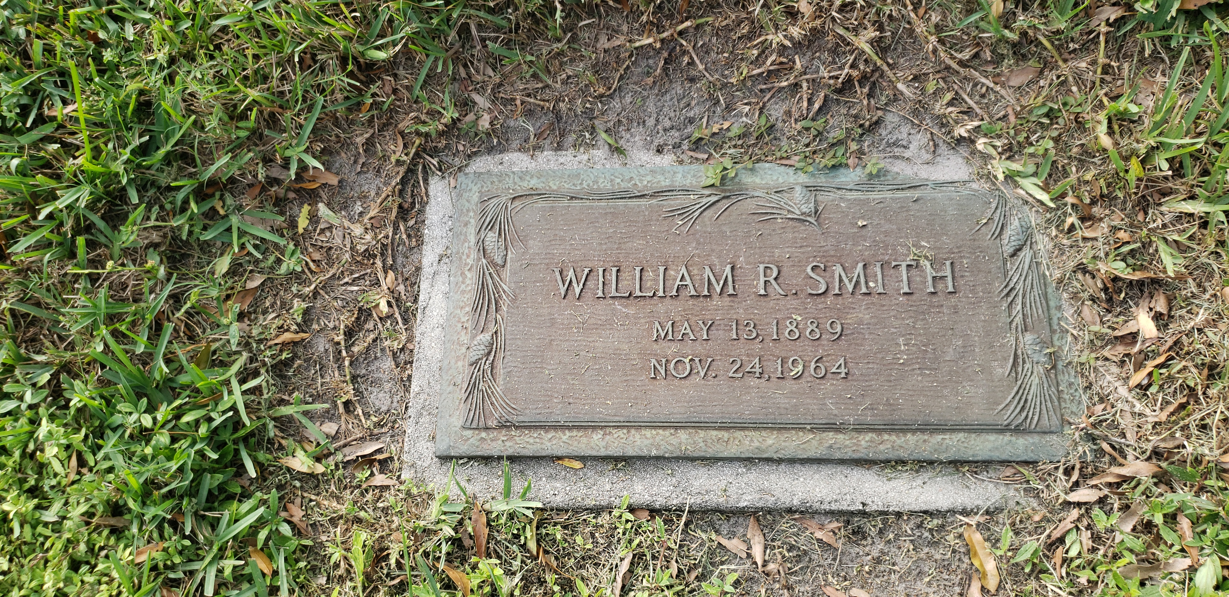 William R Smith