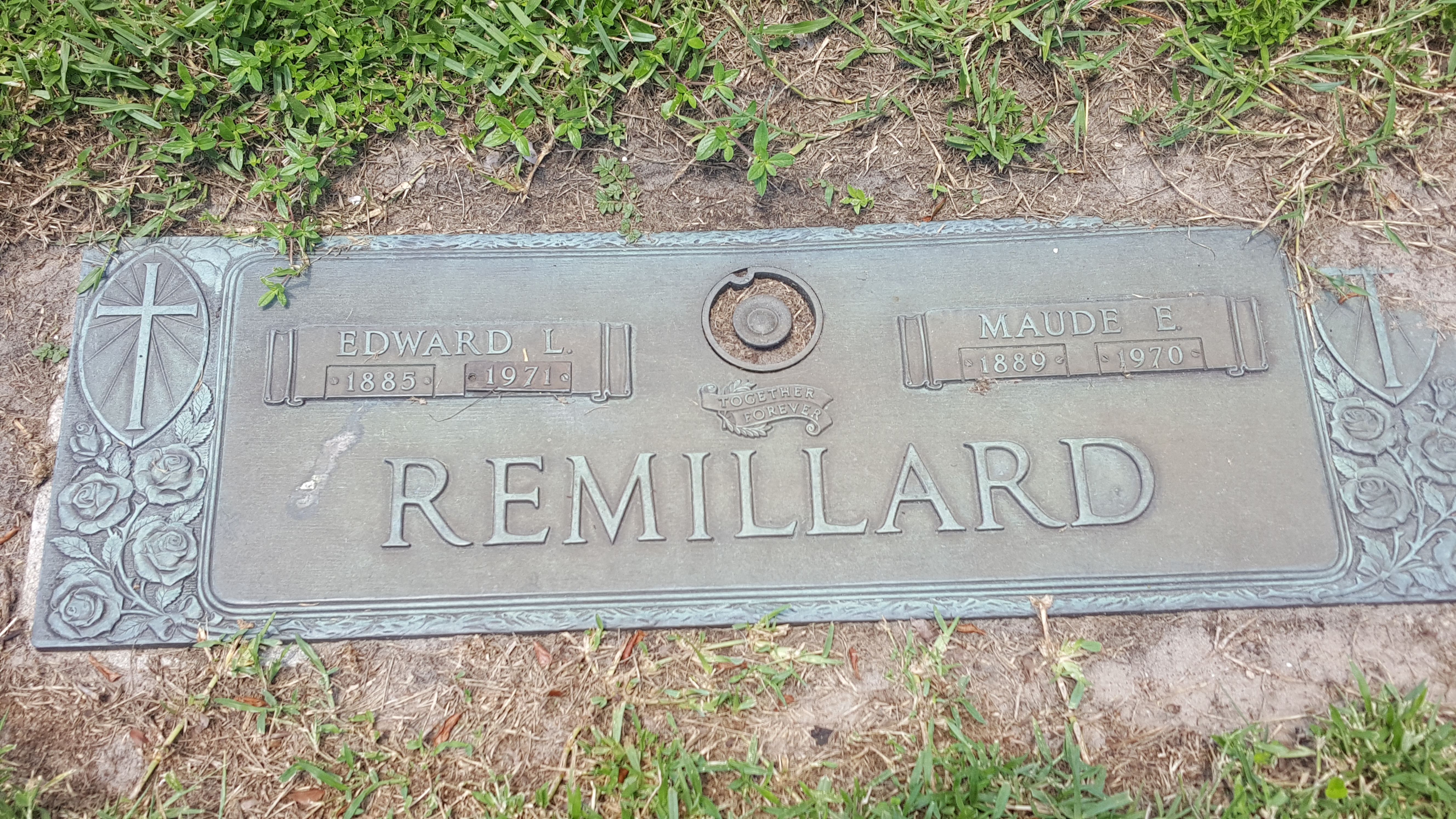 Edward L Remillard