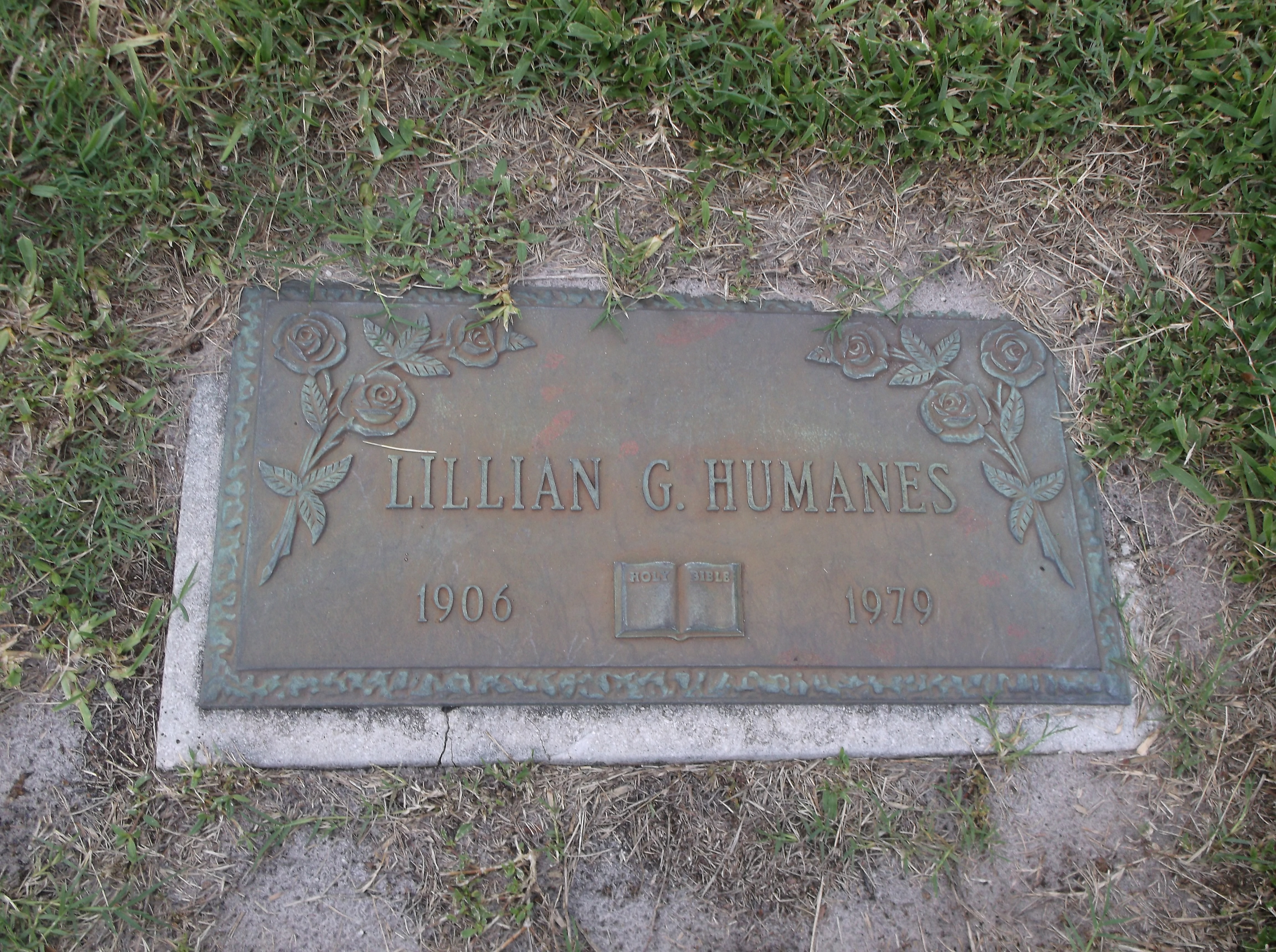 Lillian G Humanes