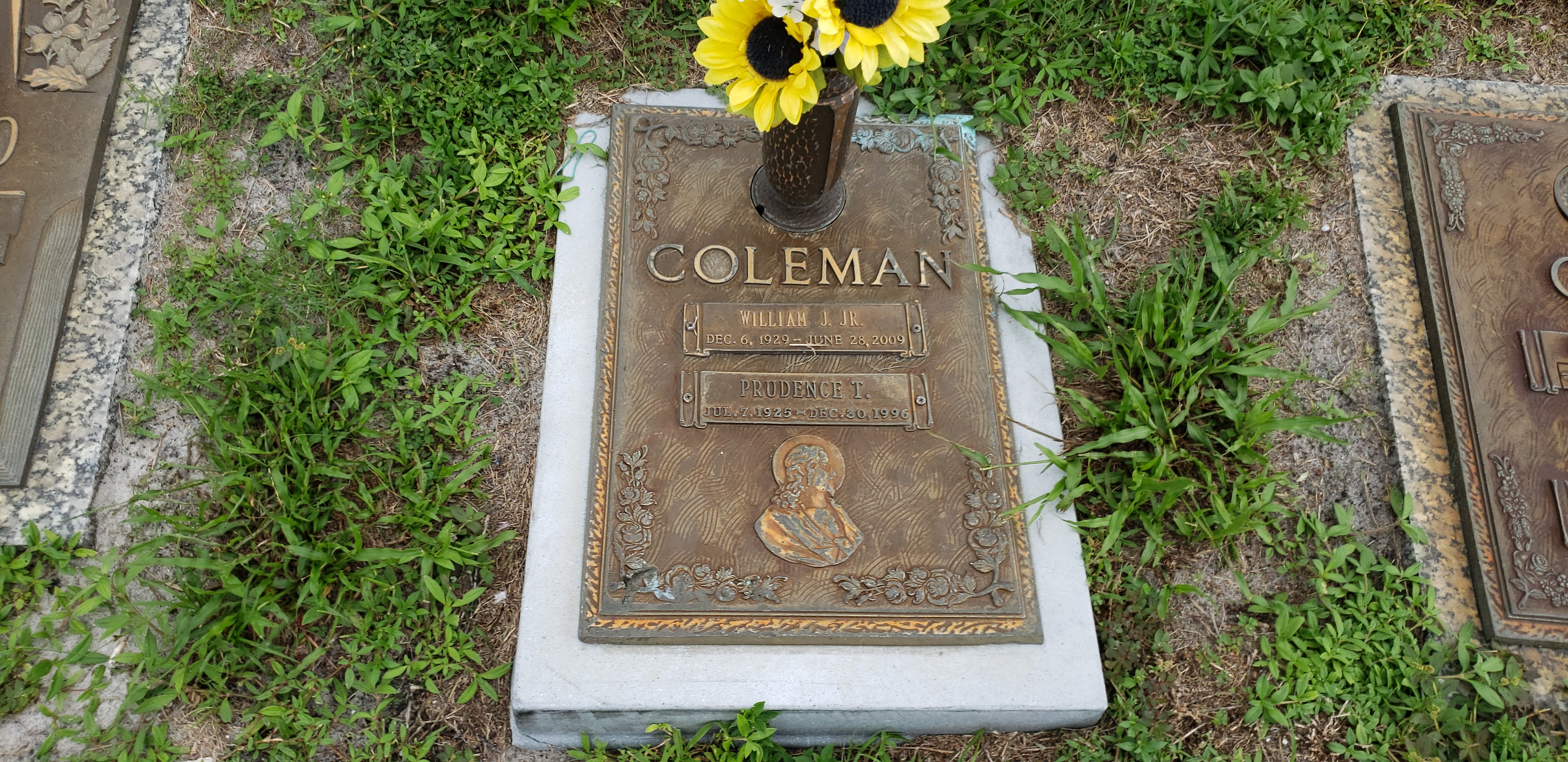 William J Coleman, Jr