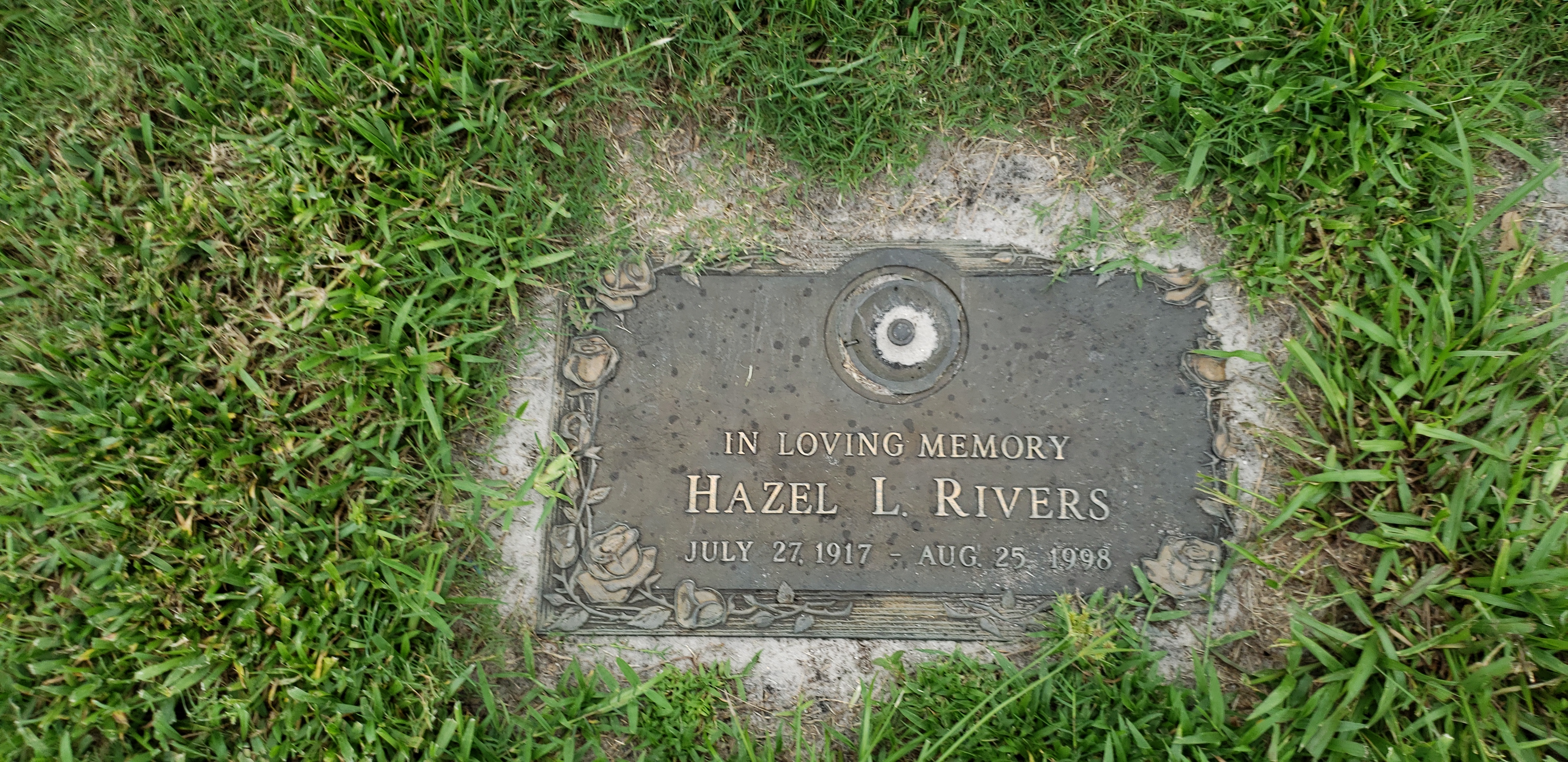 Hazel L Rivers