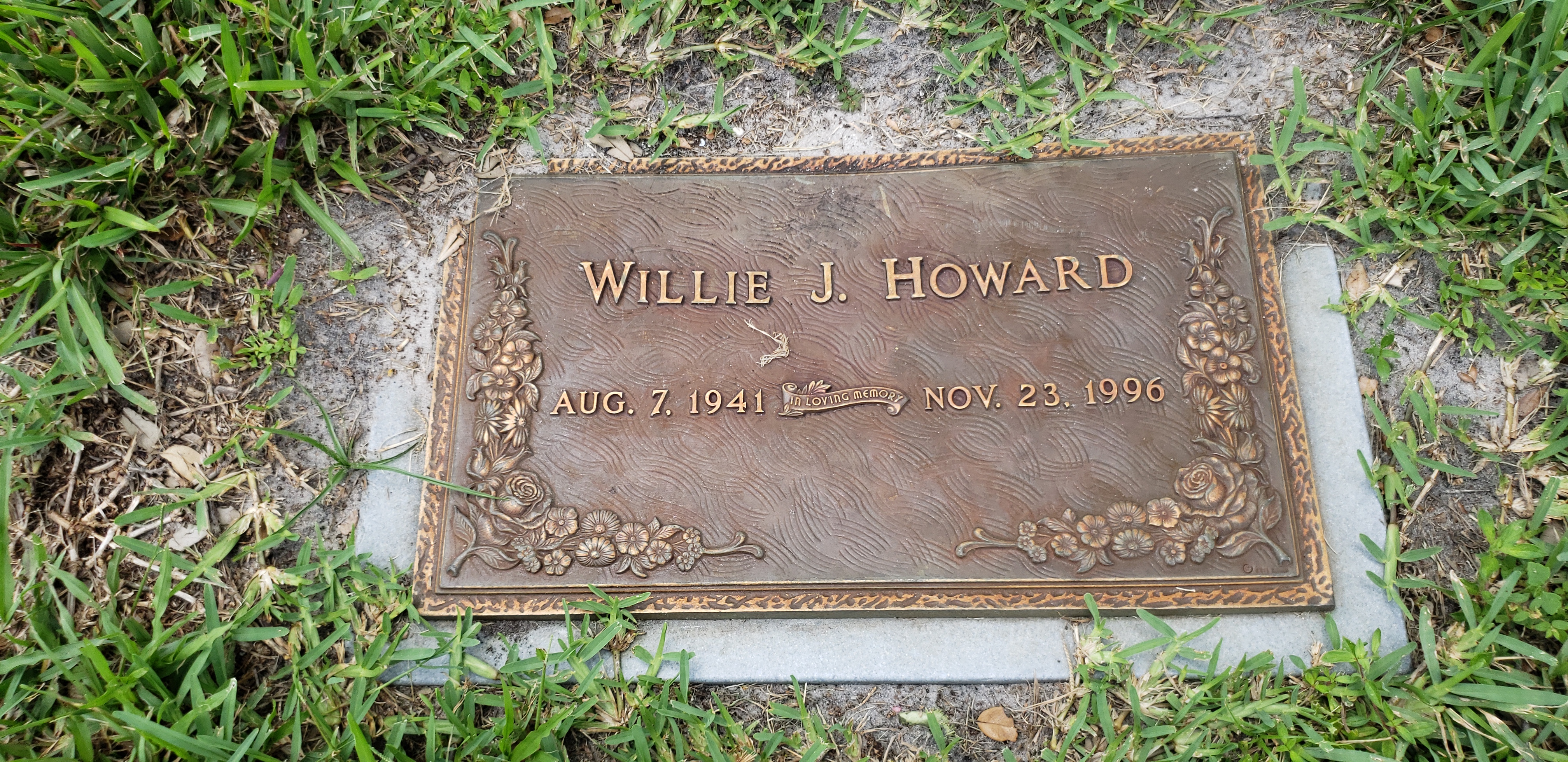 Willie J Howard