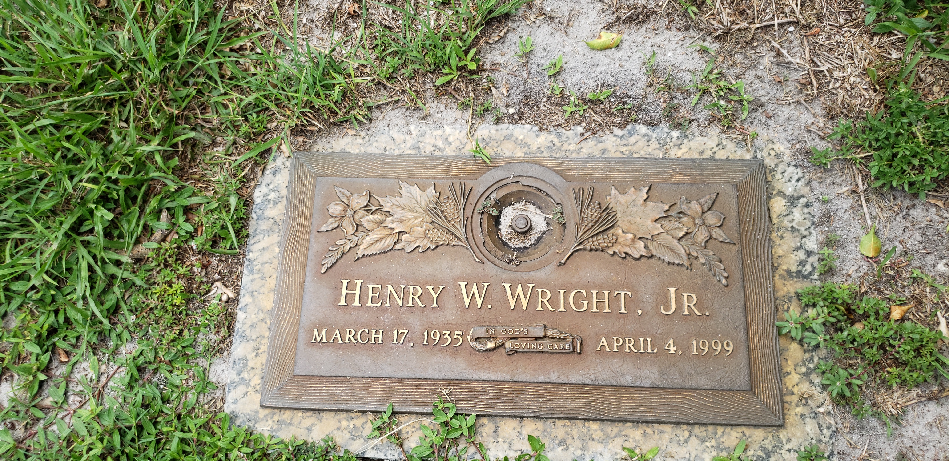 Henry W Wright, Jr