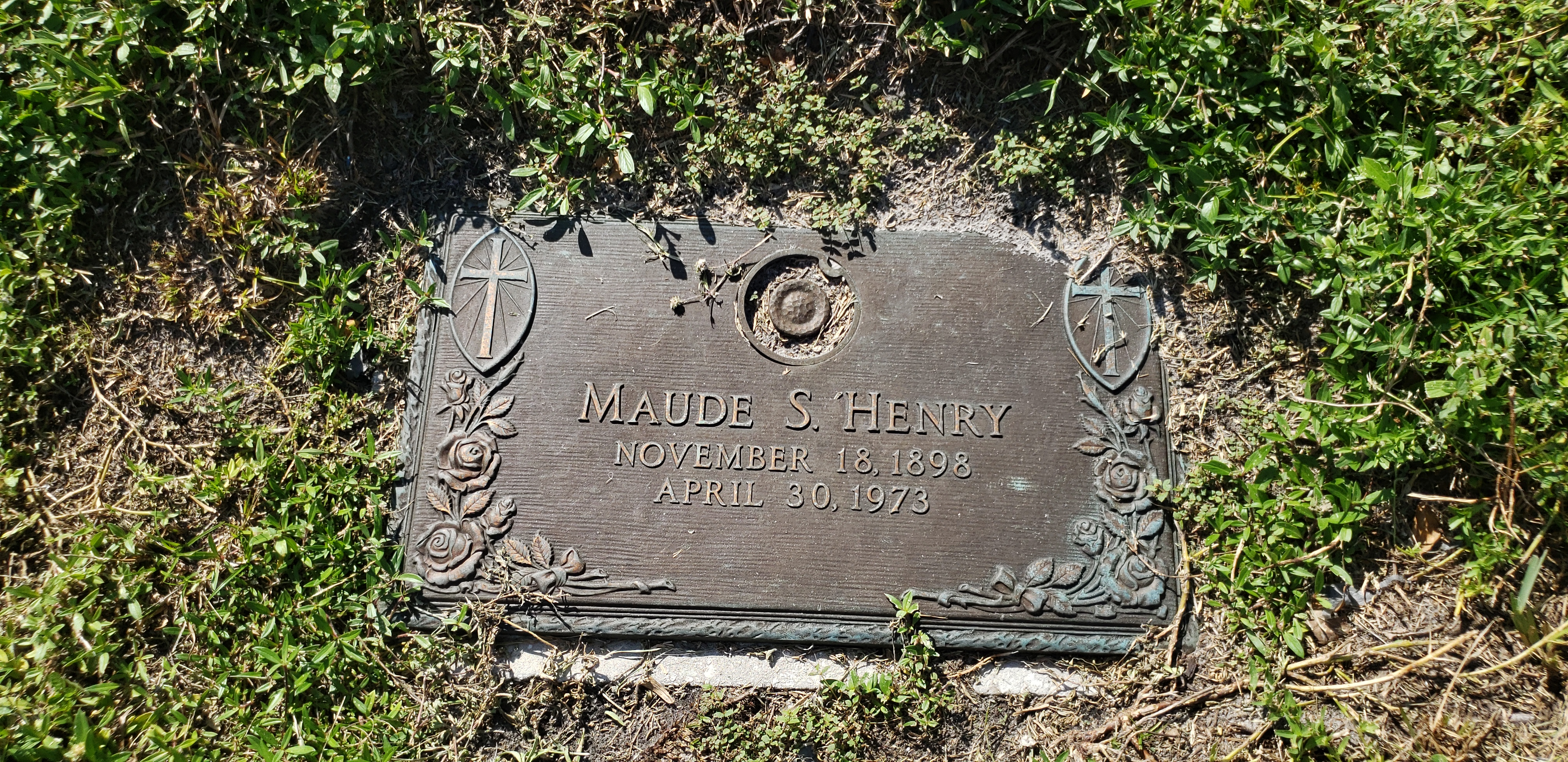 Maude S Henry