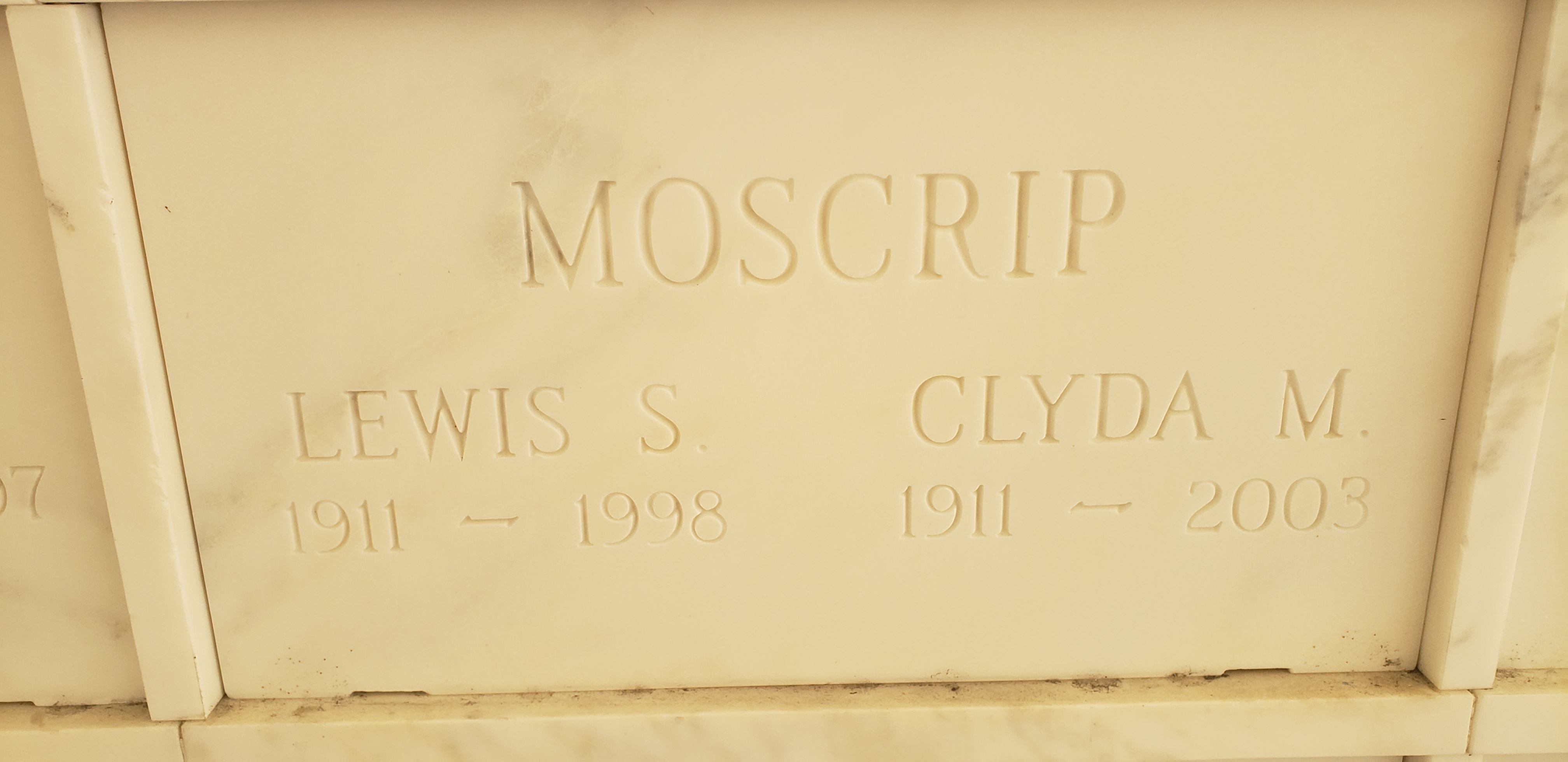 Lewis S Moscrip