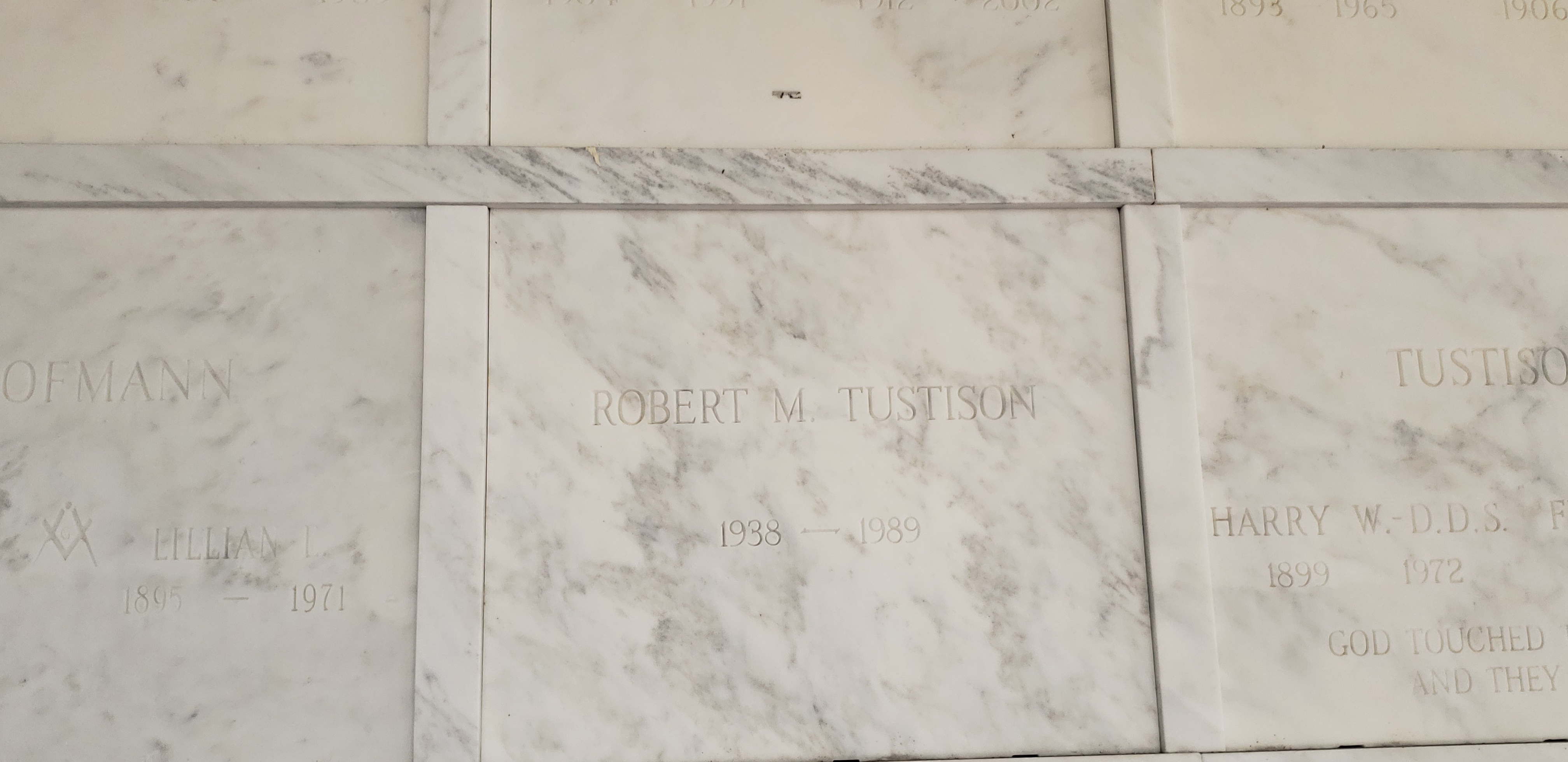 Robert M Tustison