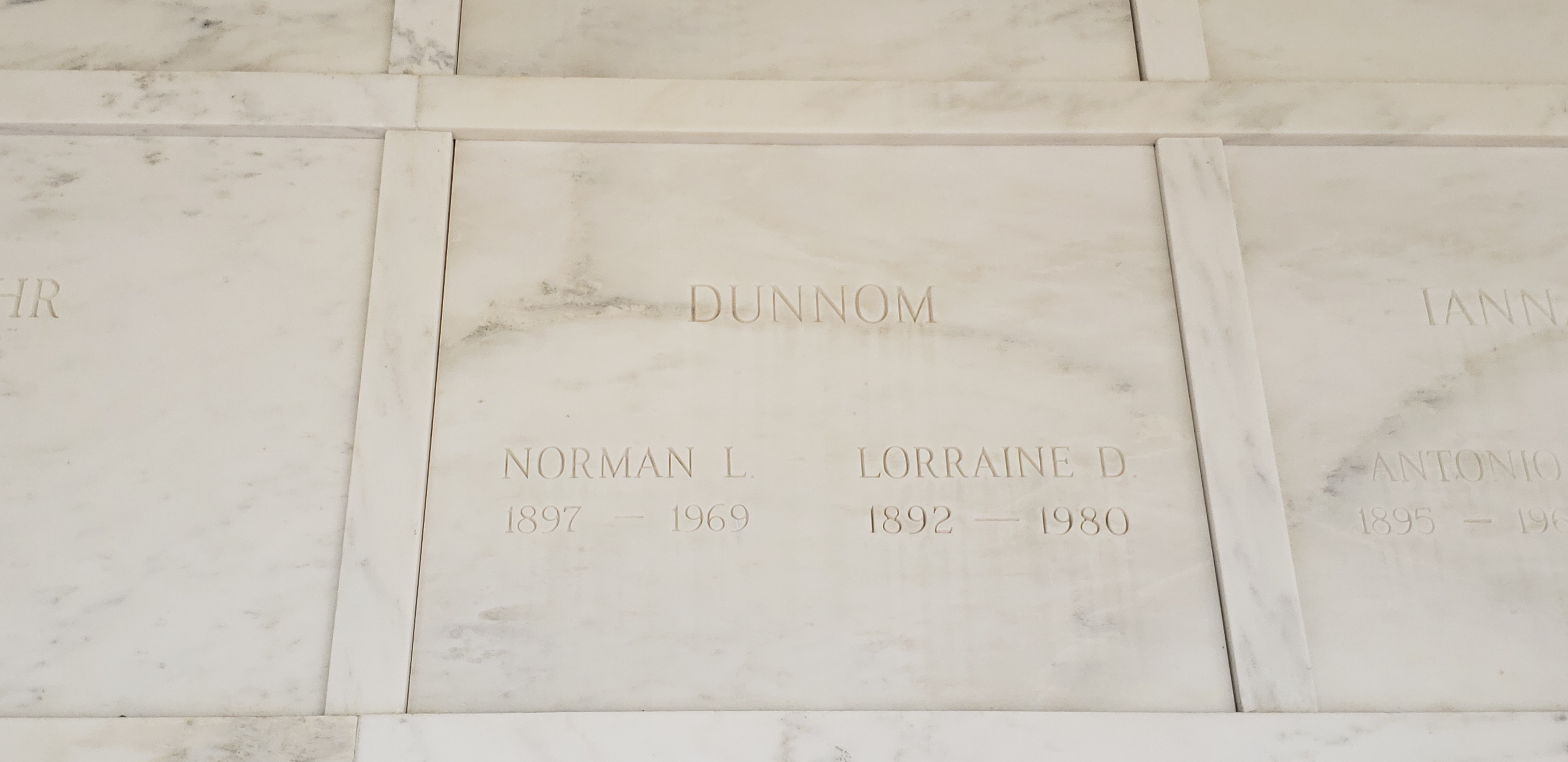 Norman L Dunnom