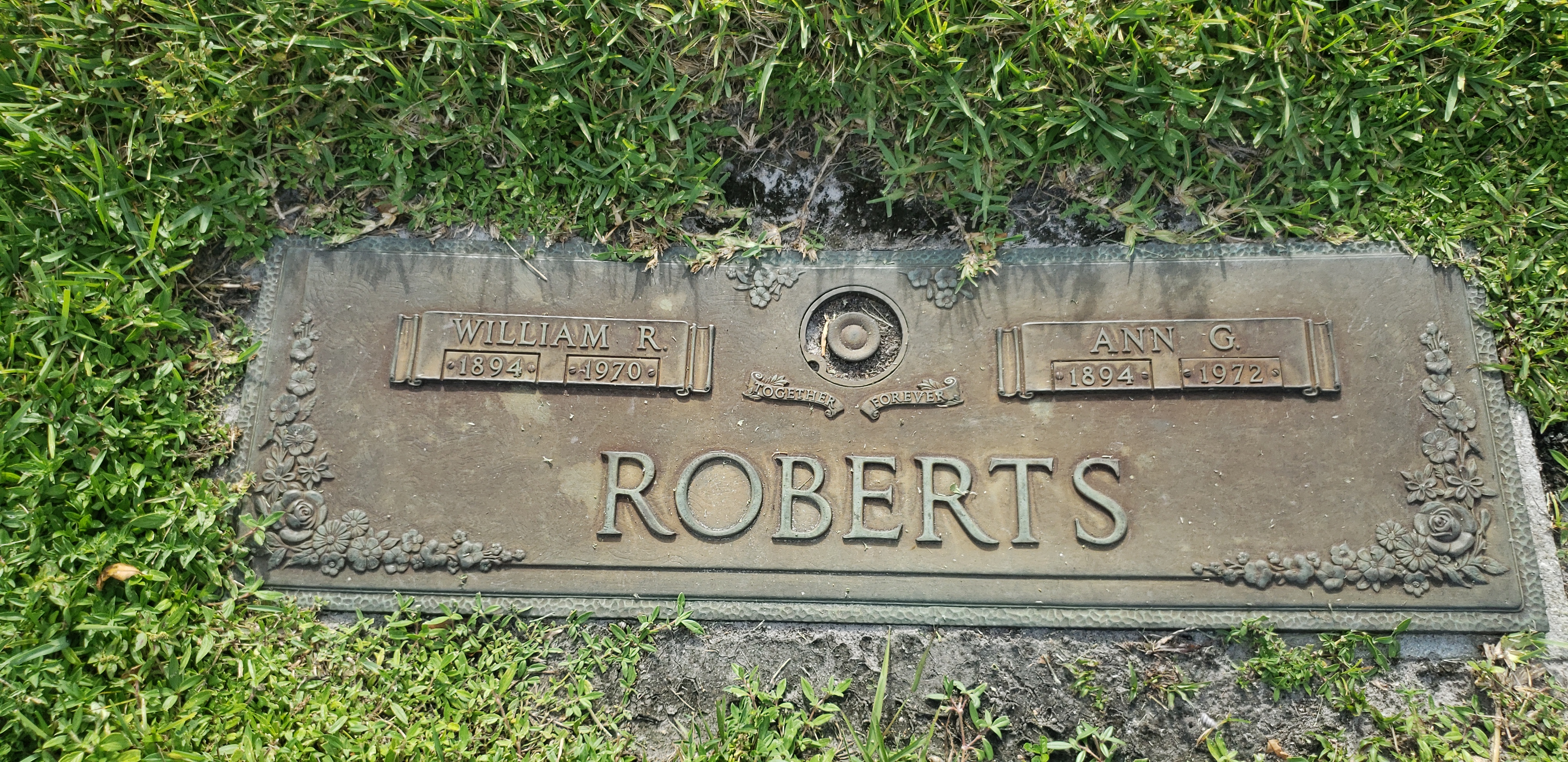 William R Roberts