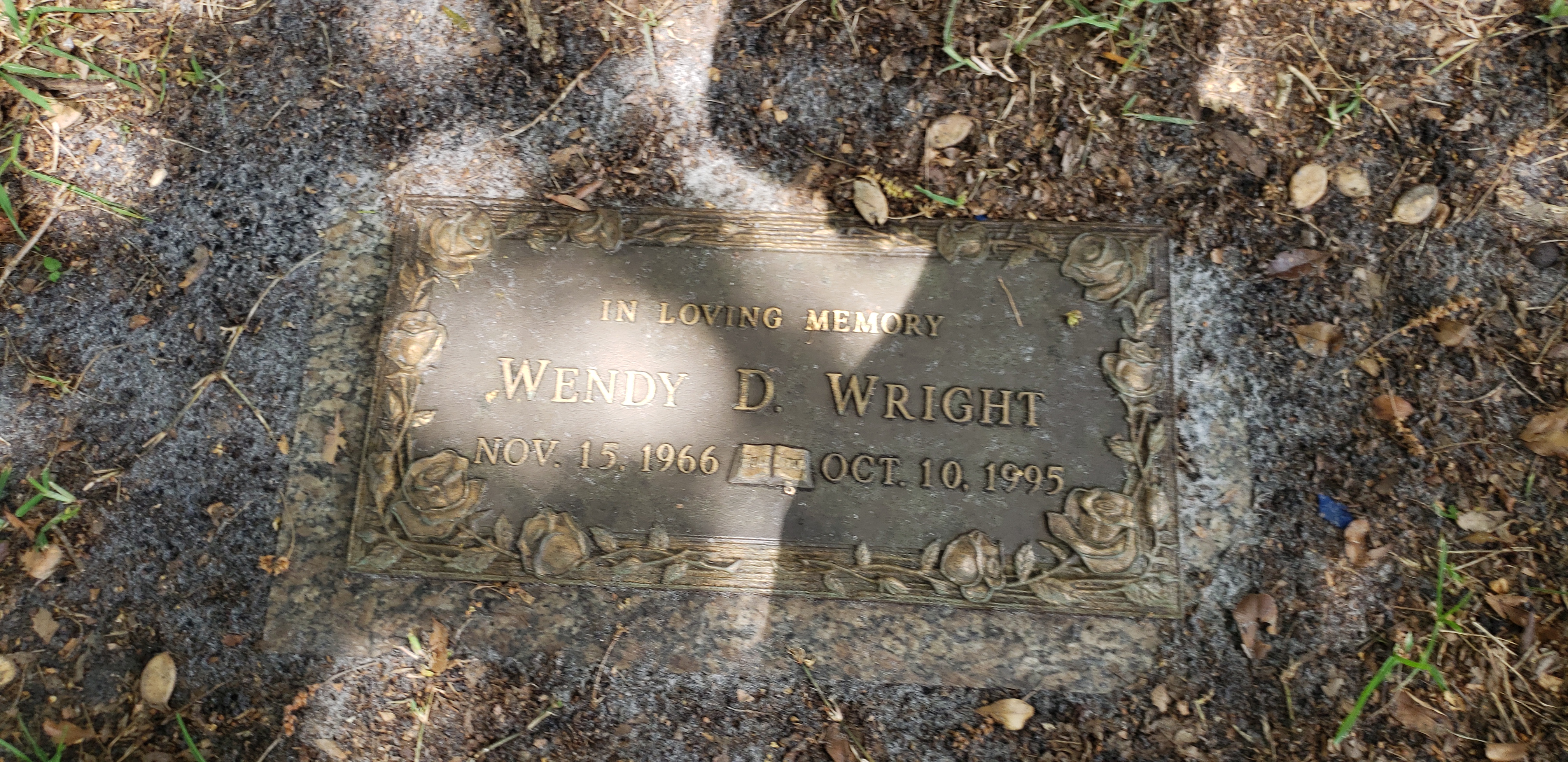Wendy D Wright