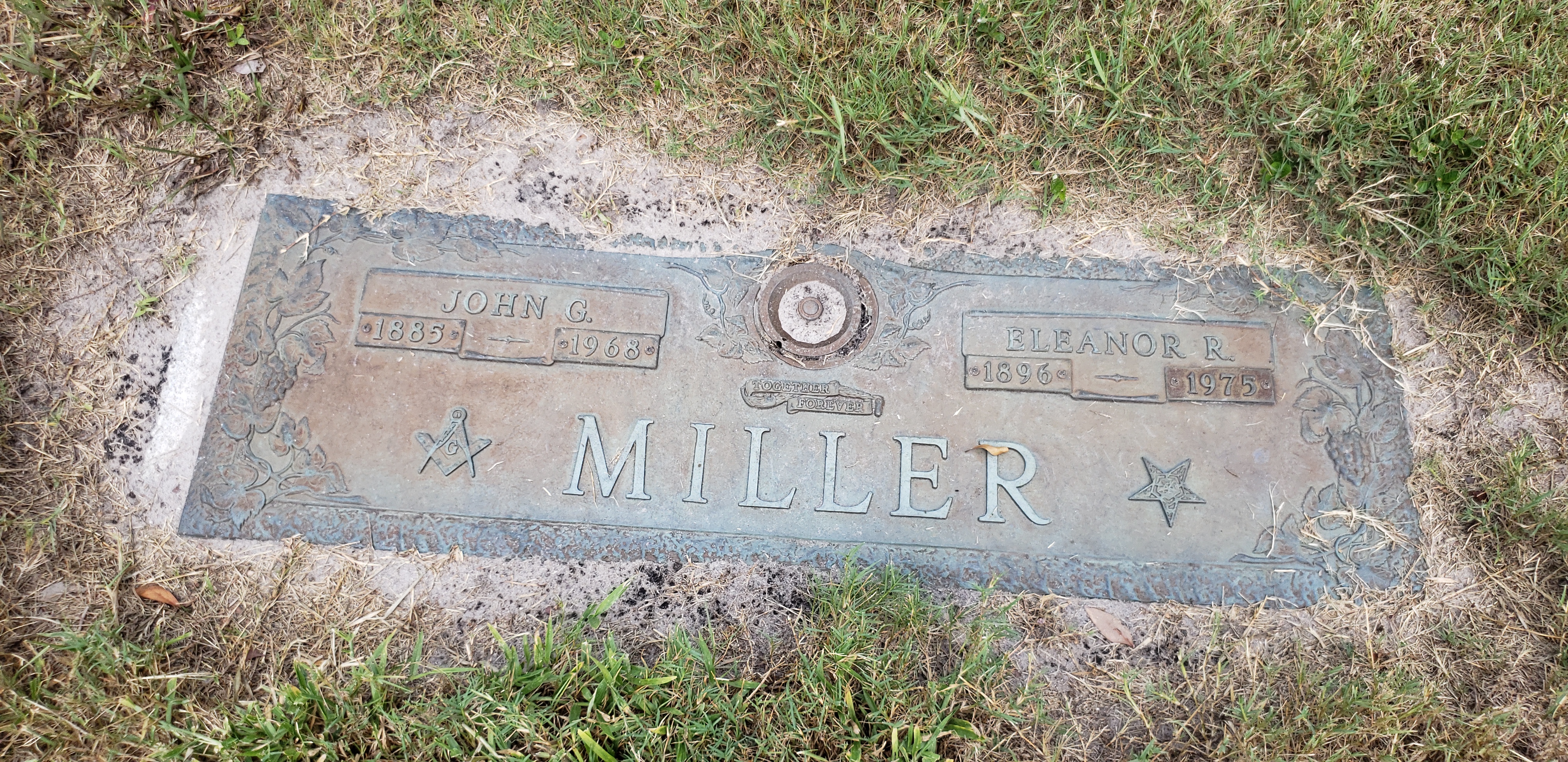 Eleanor R Miller