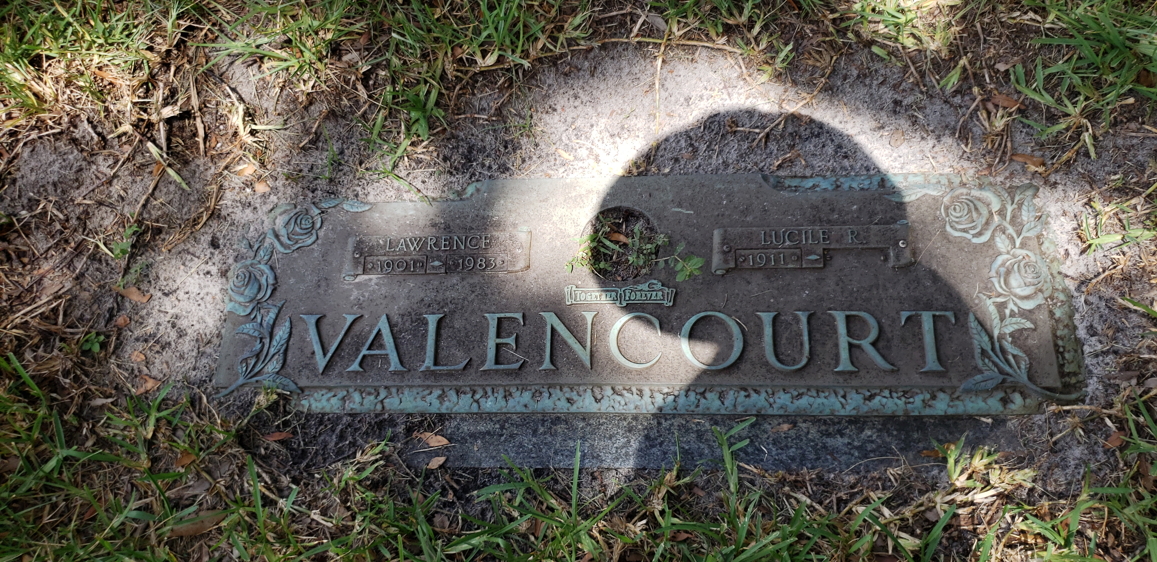 Lawrence Valencourt