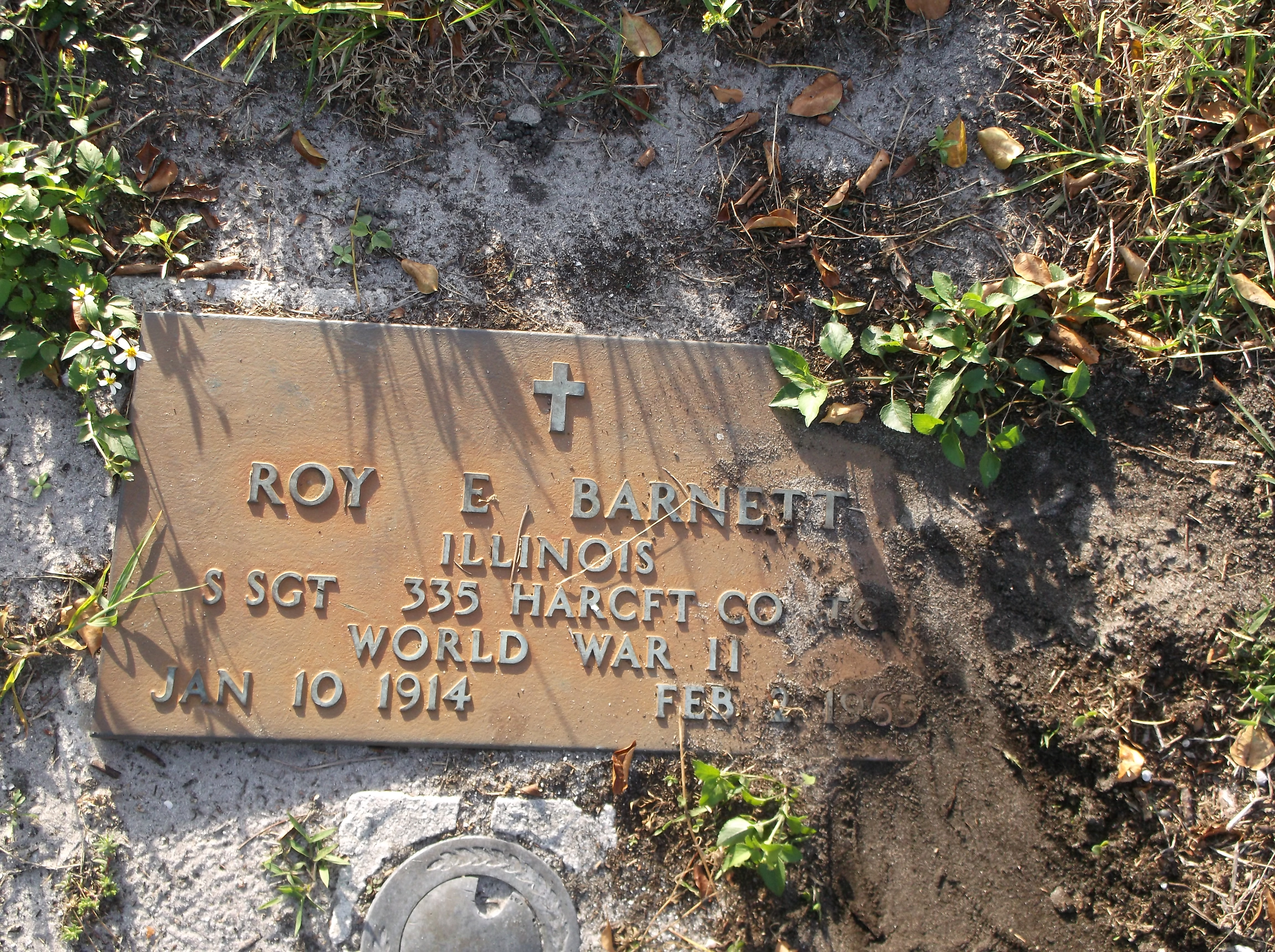 Roy E Barnett