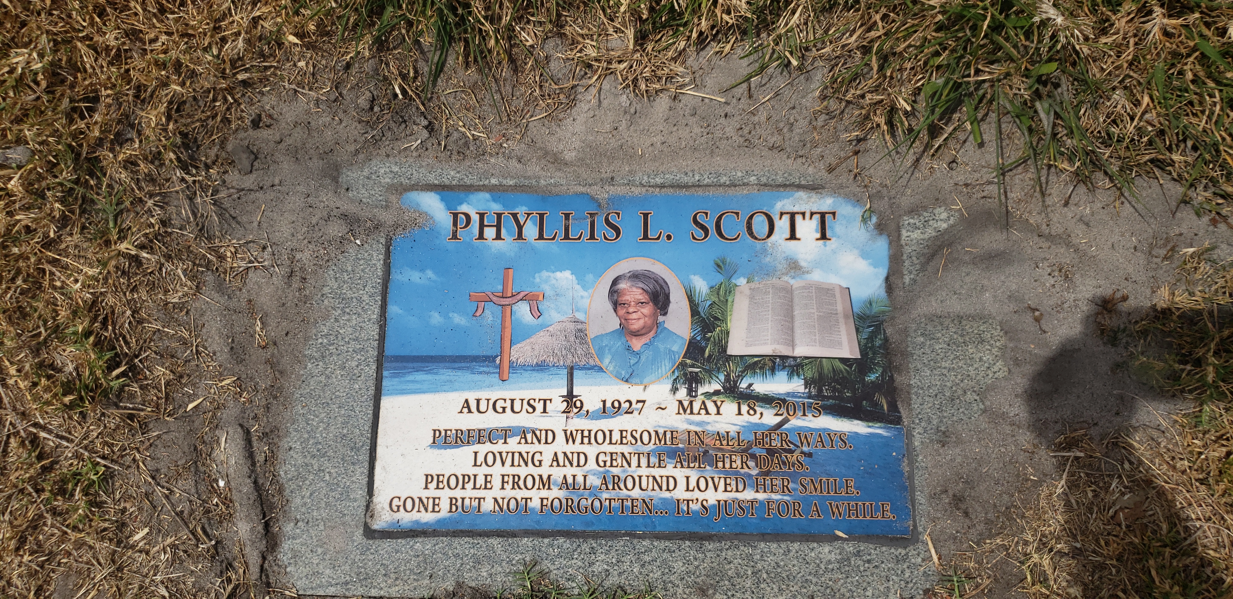 Phyllis L Scott