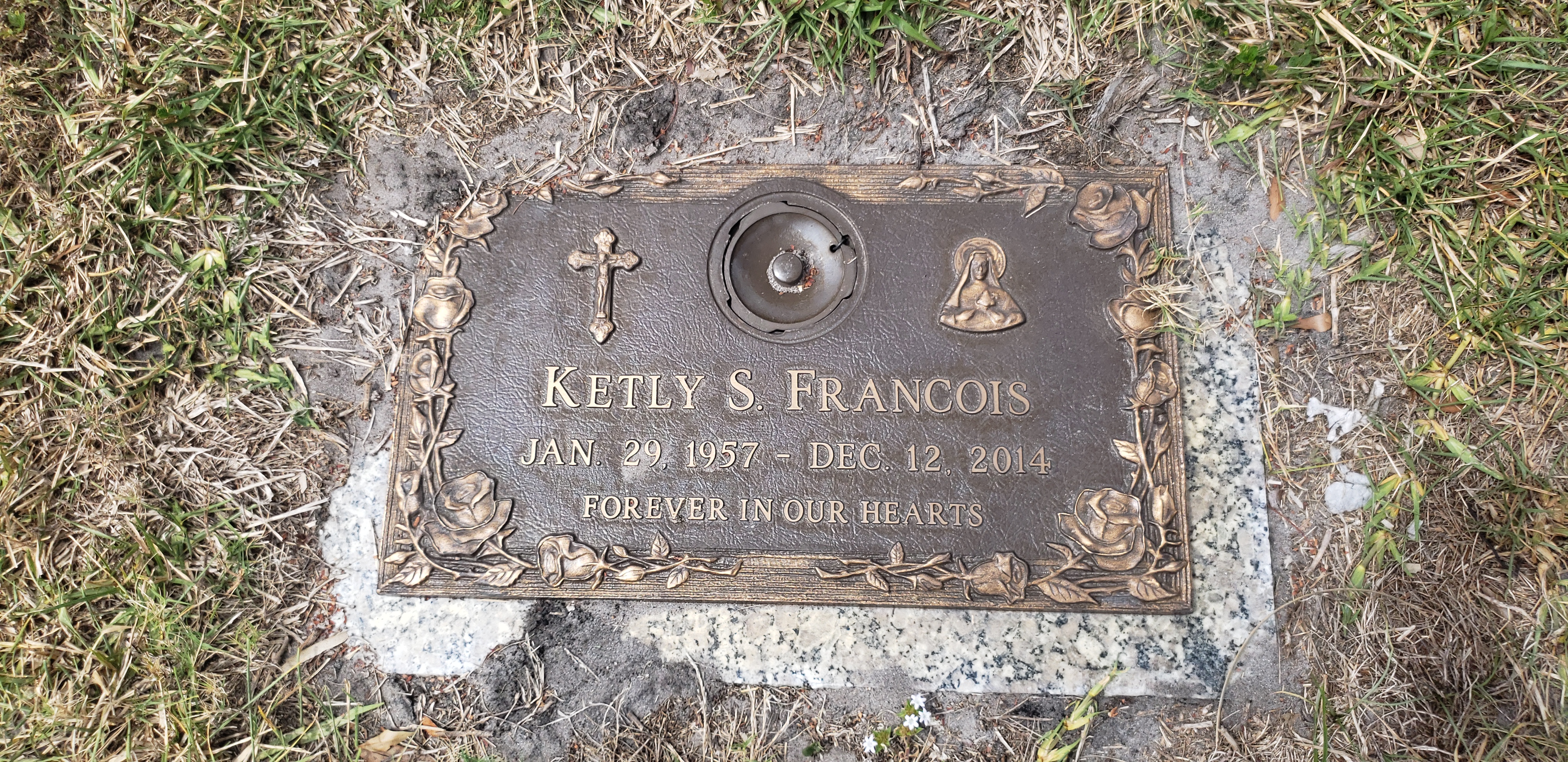 Ketly S Francois