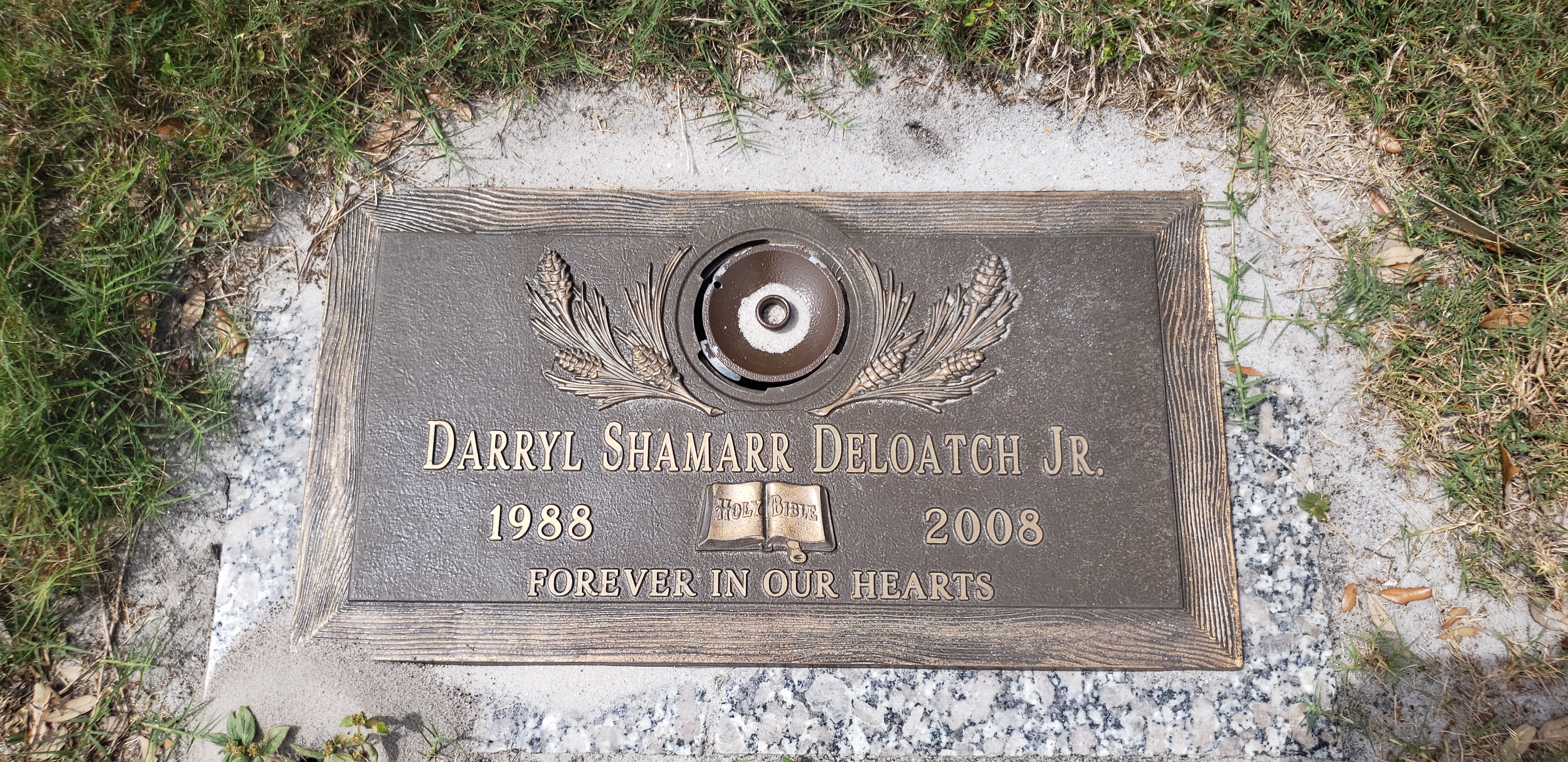 Darryl Shamarr Deloatch, Jr