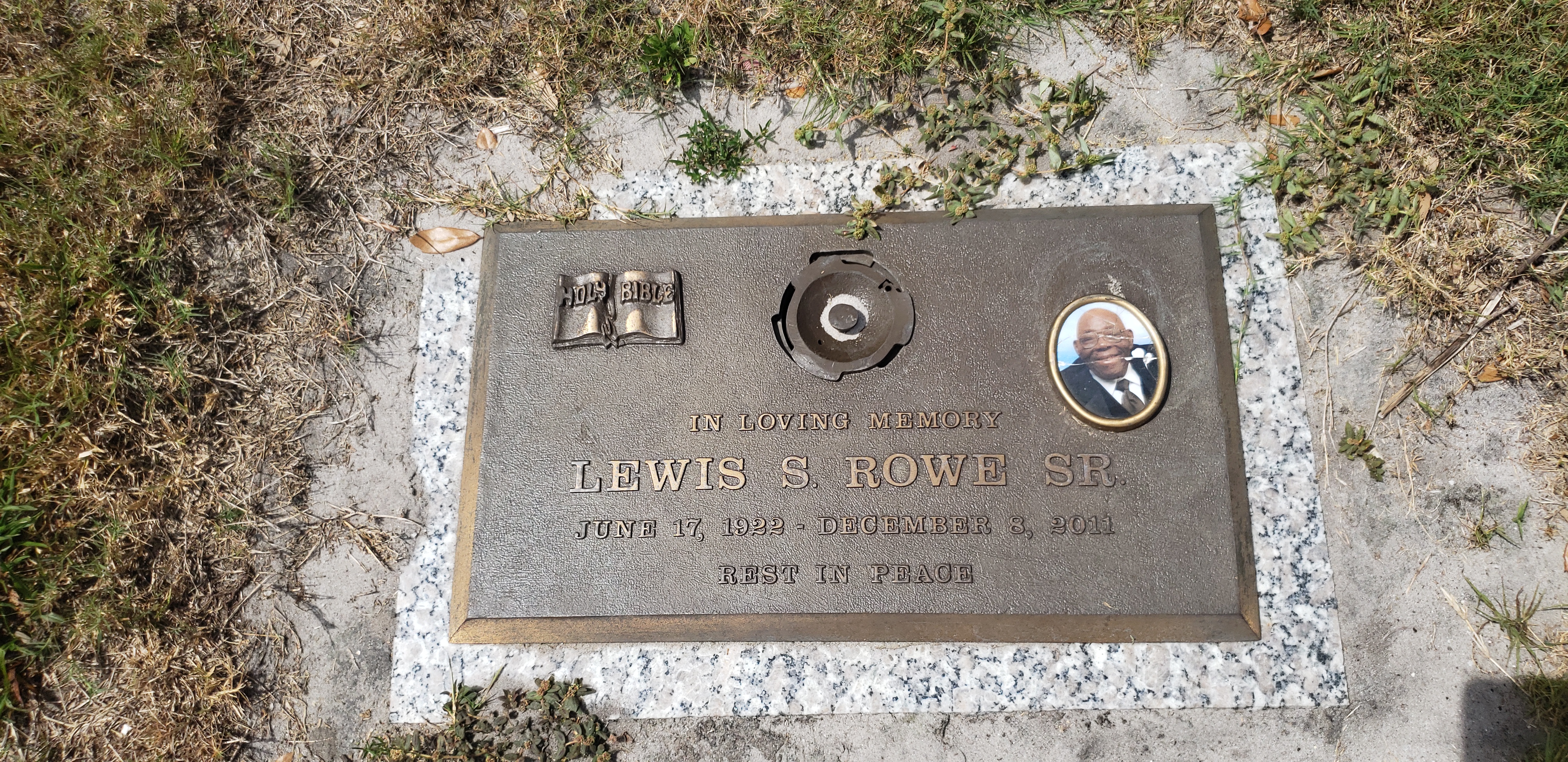 Lewis S Rowe, Sr