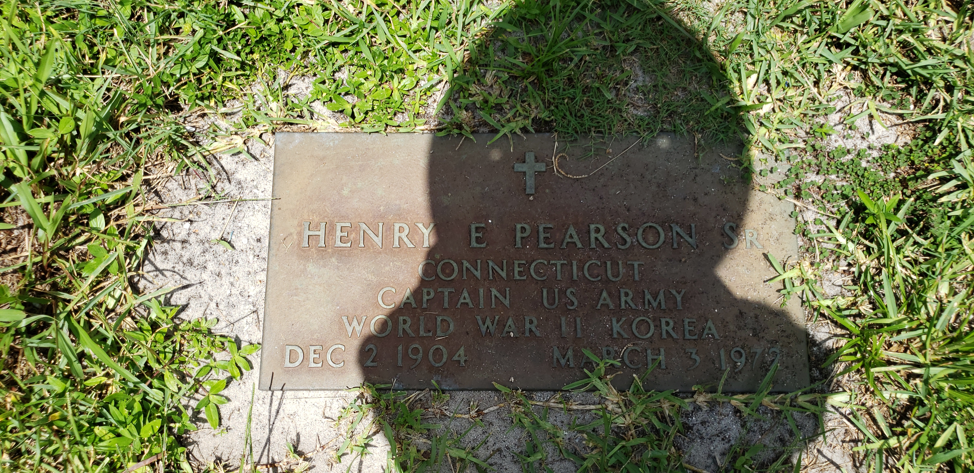 Henry E Pearson, Sr