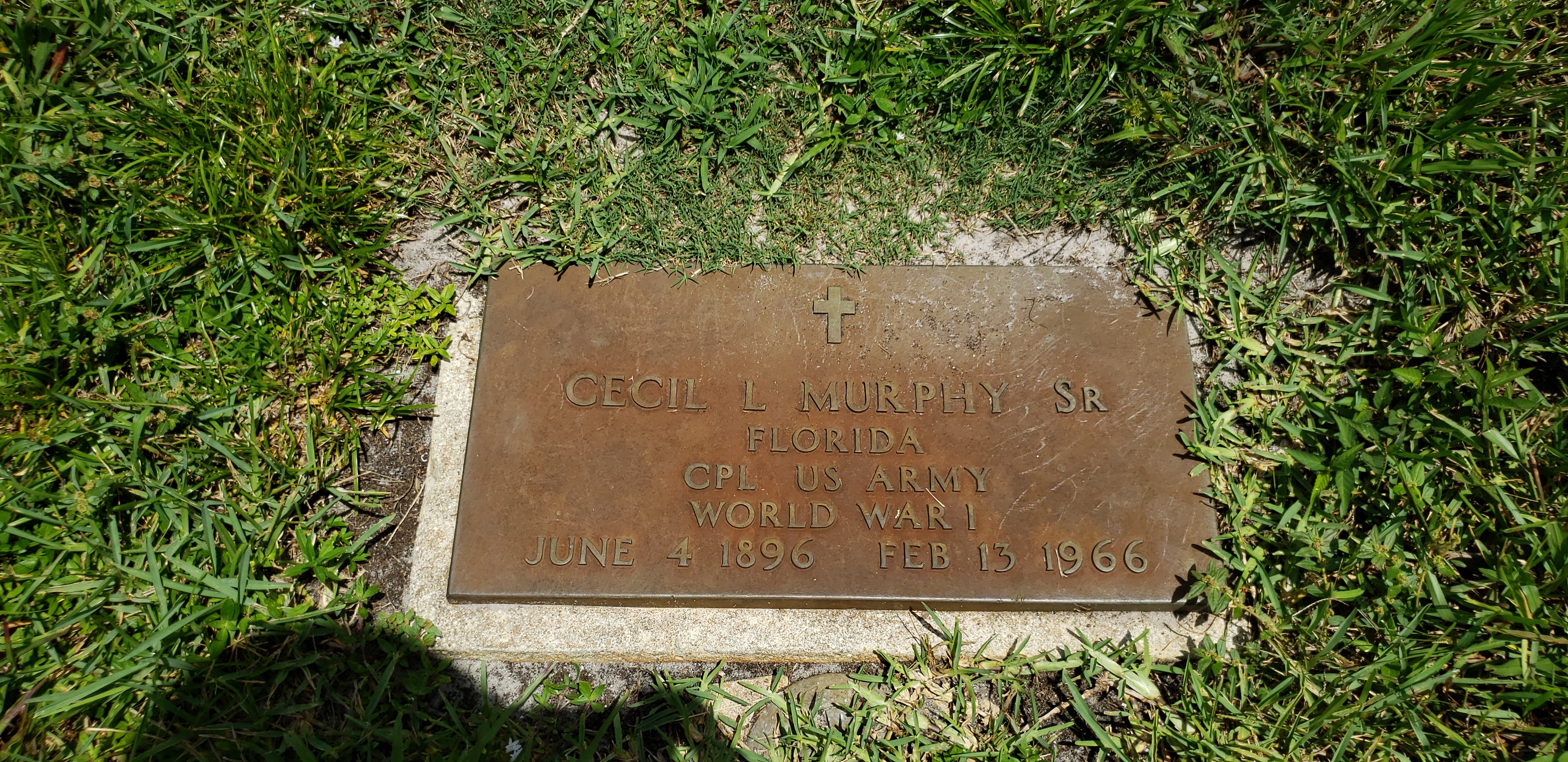 Cecil L Murphy, Sr