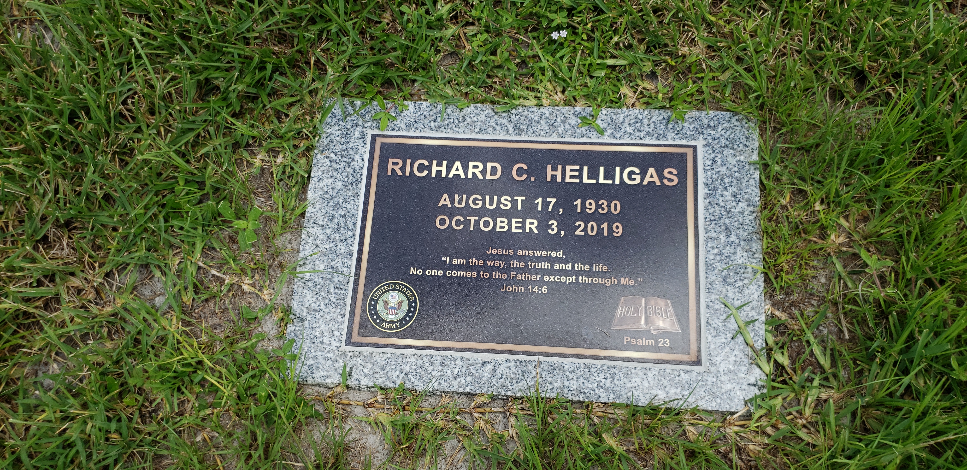 Richard C Helligas
