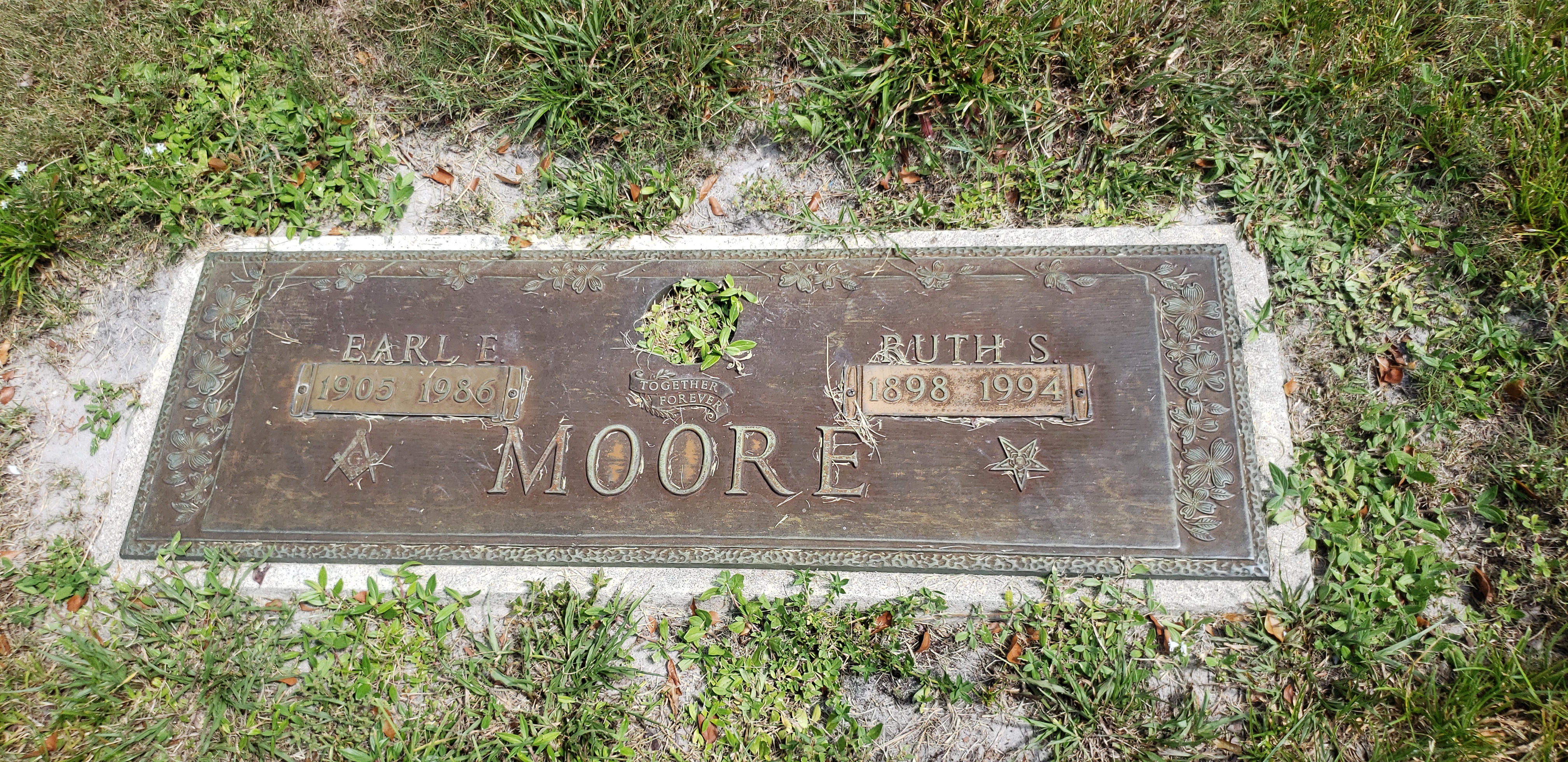 Ruth S Moore
