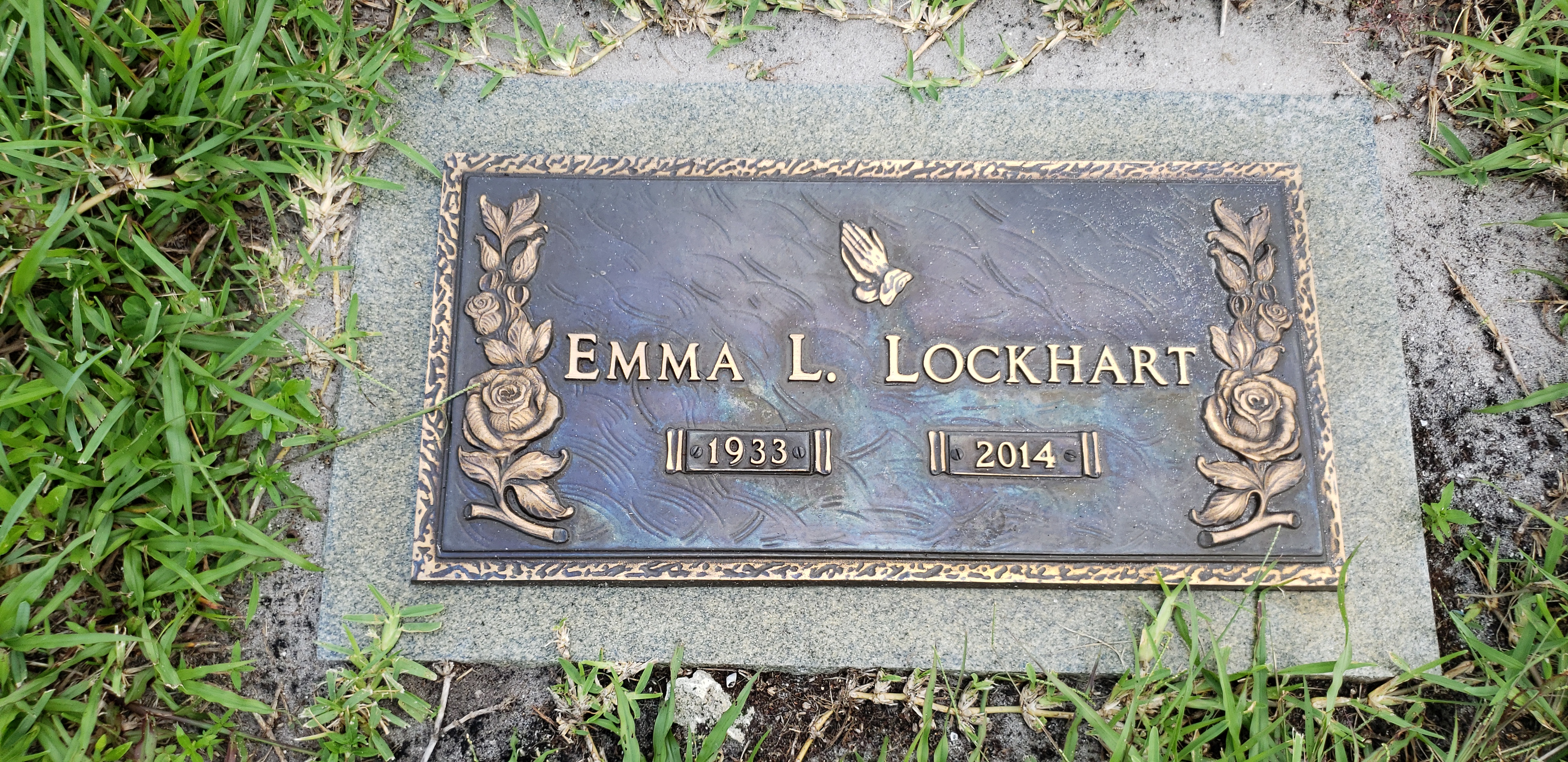 Emma L Lockhart