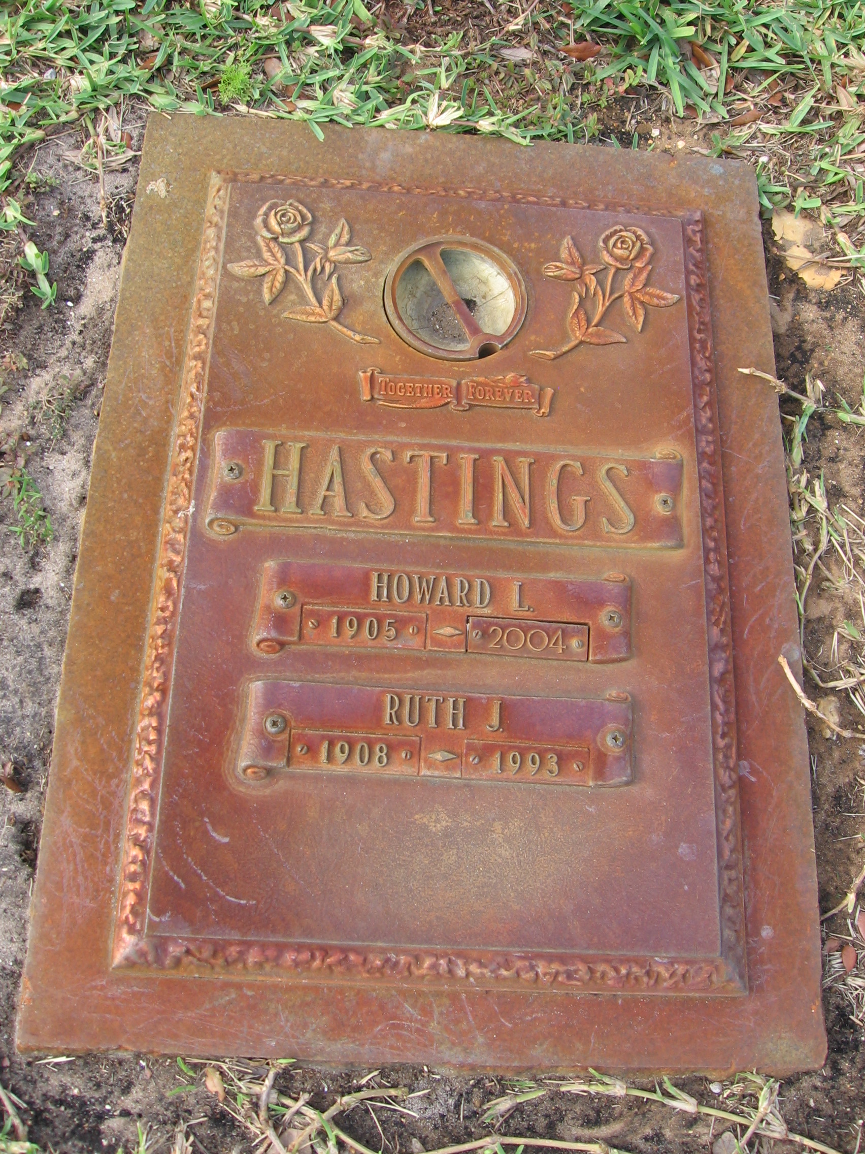 Ruth J Hastings