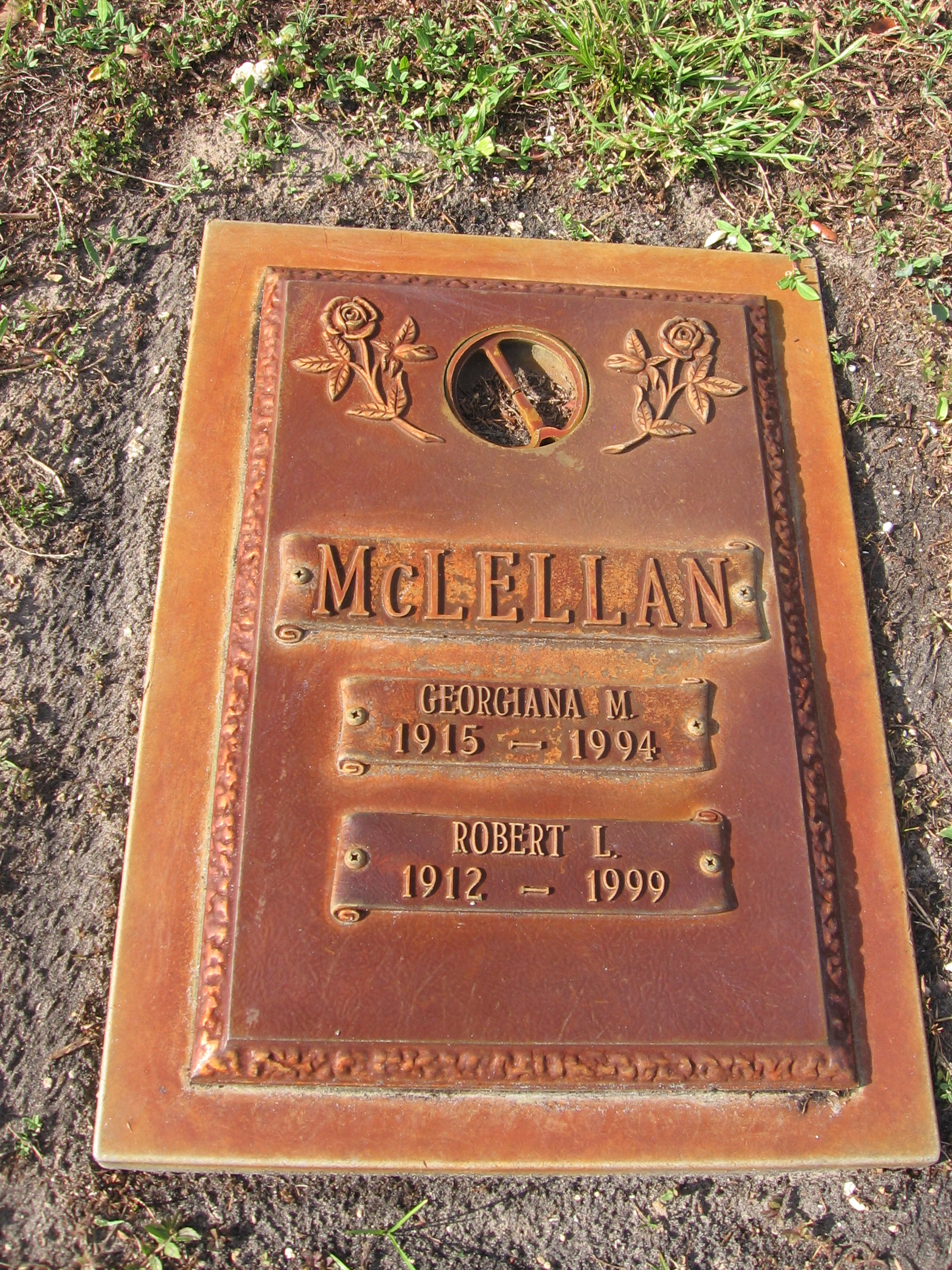 Robert L McLellan