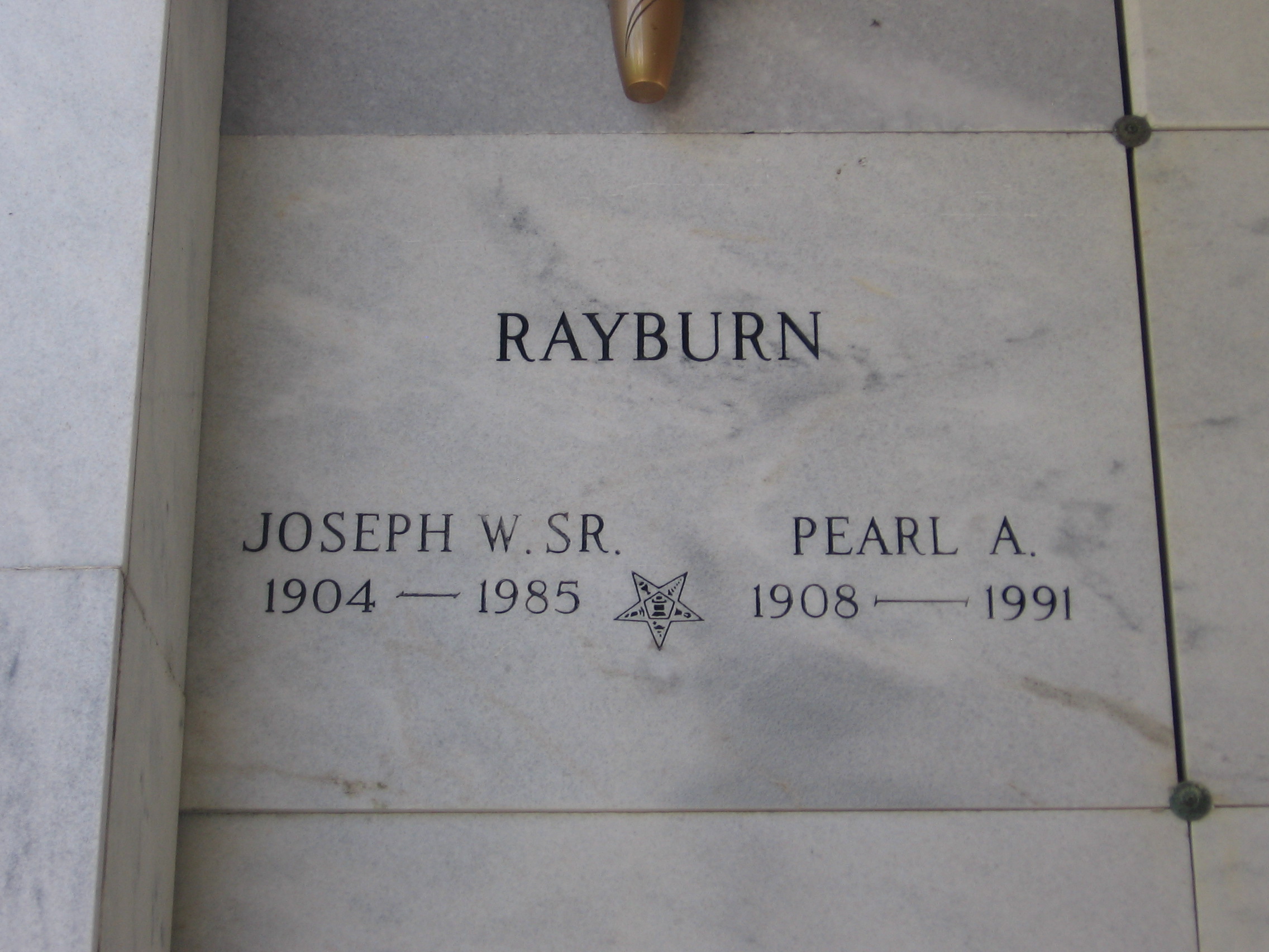 Pearl A Rayburn