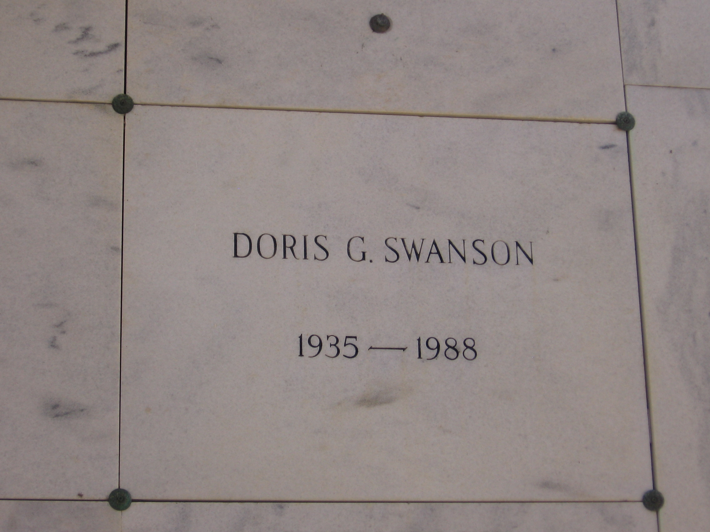 Doris G Swanson