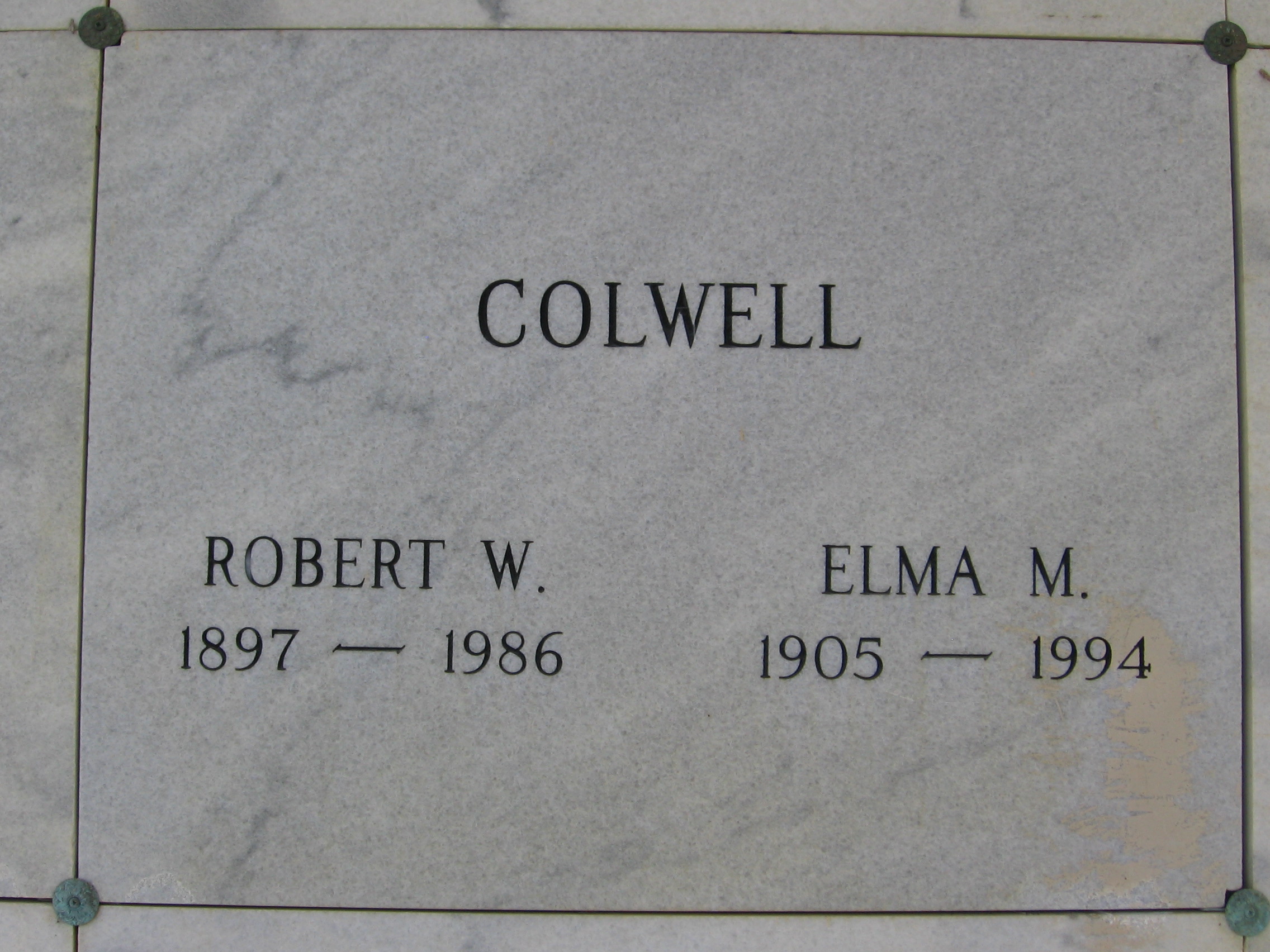 Elma M Colwell