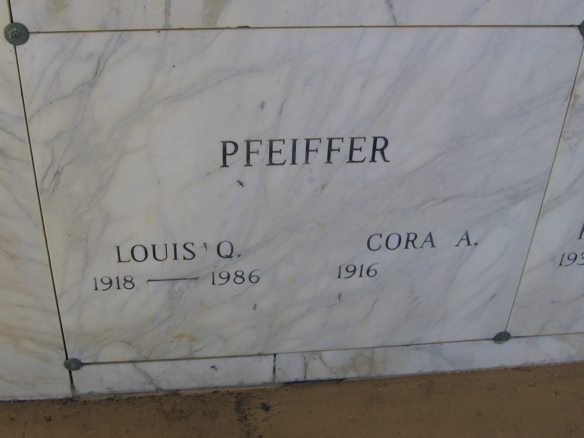 Louis Q Pfeiffer