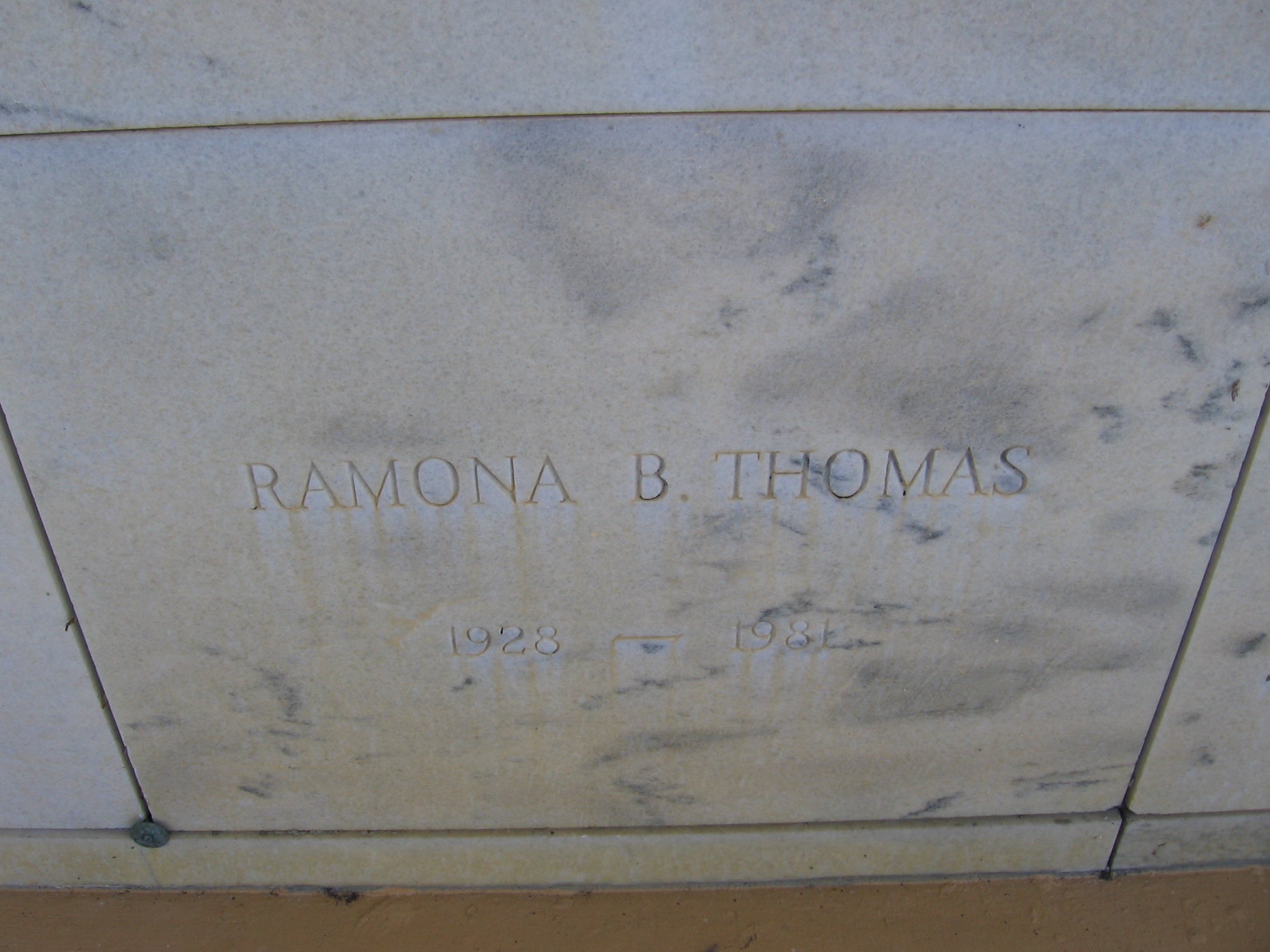 Ramona B Thomas