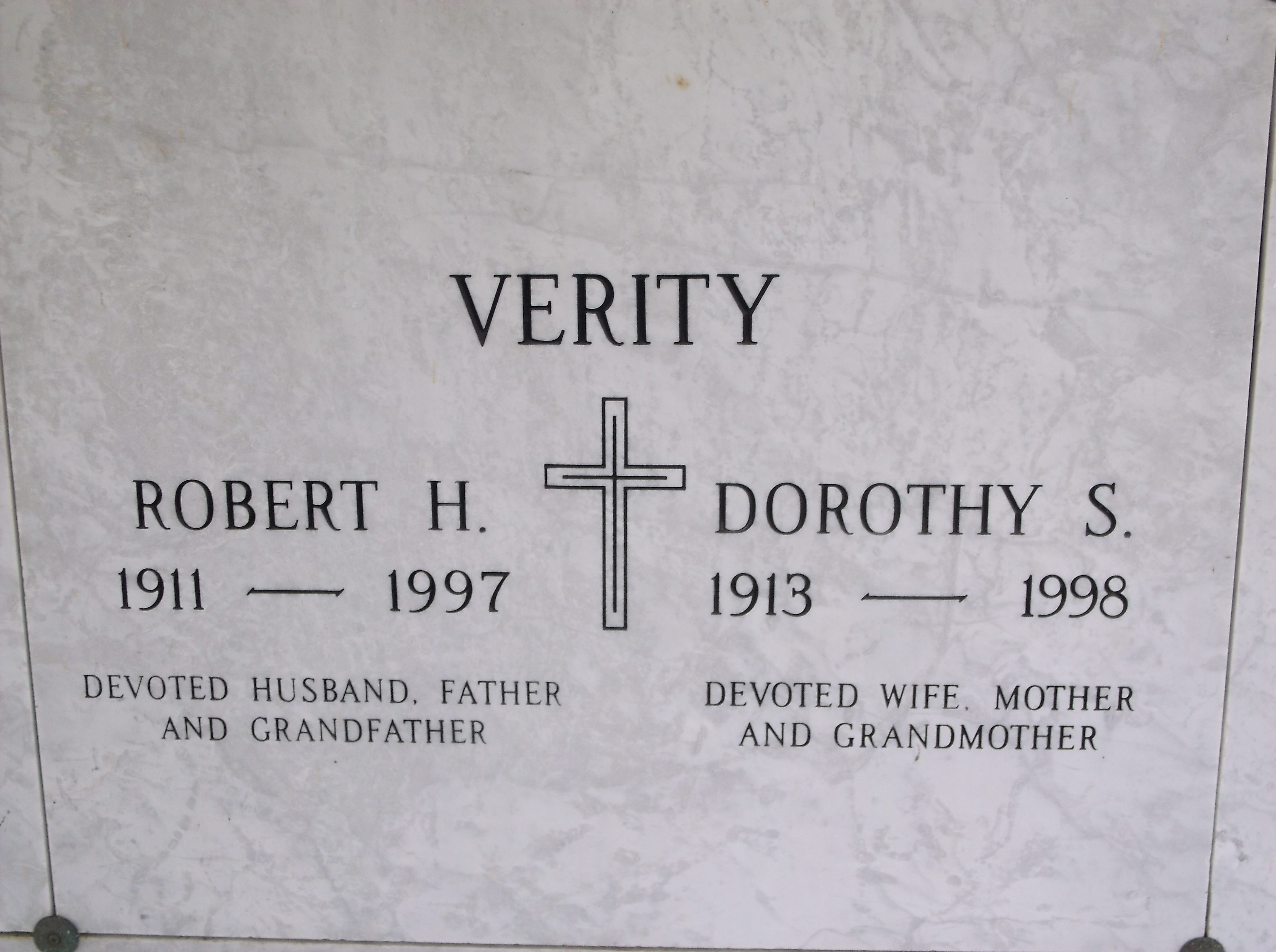 Robert H Verity