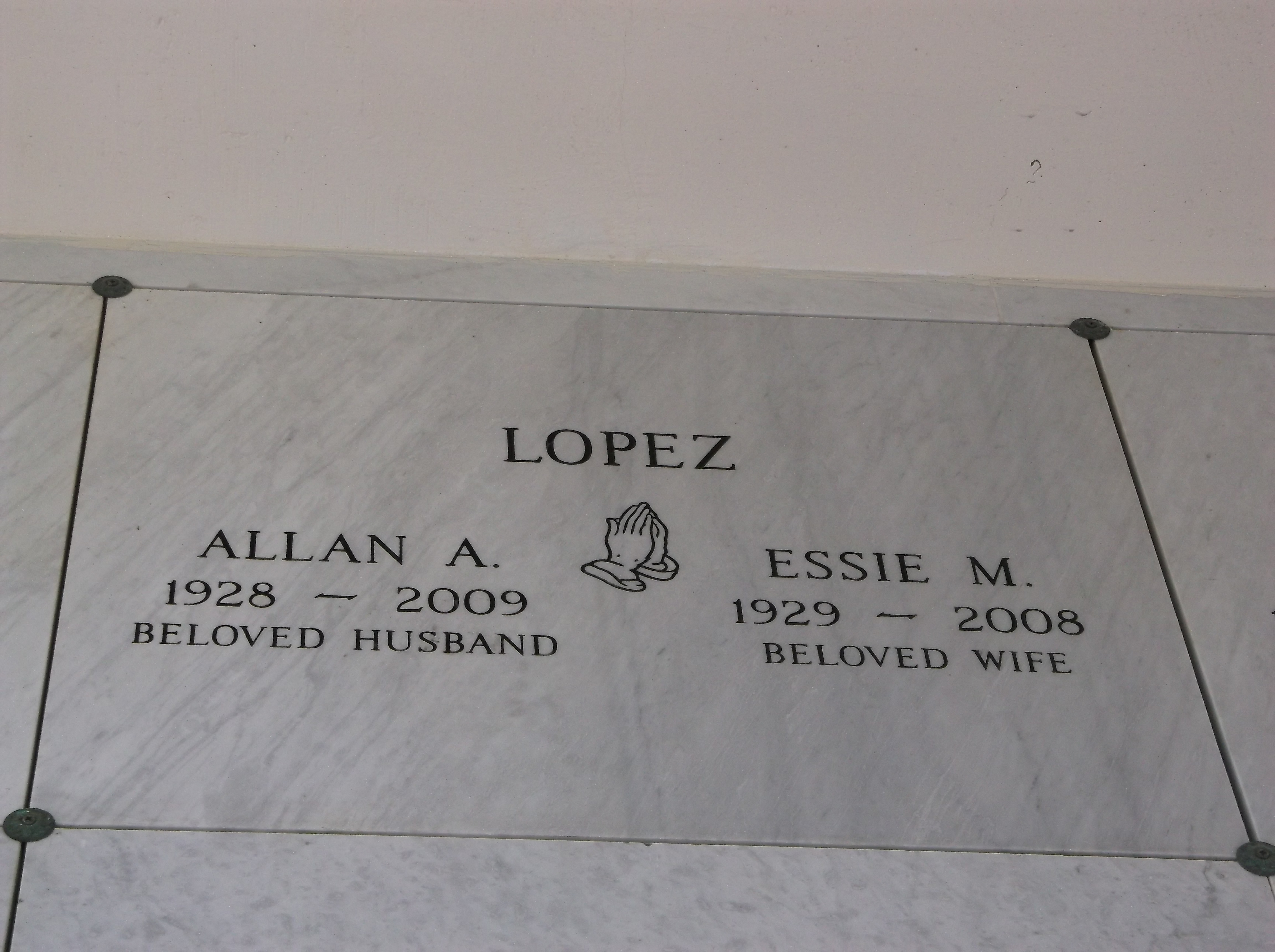 Allan A Lopez