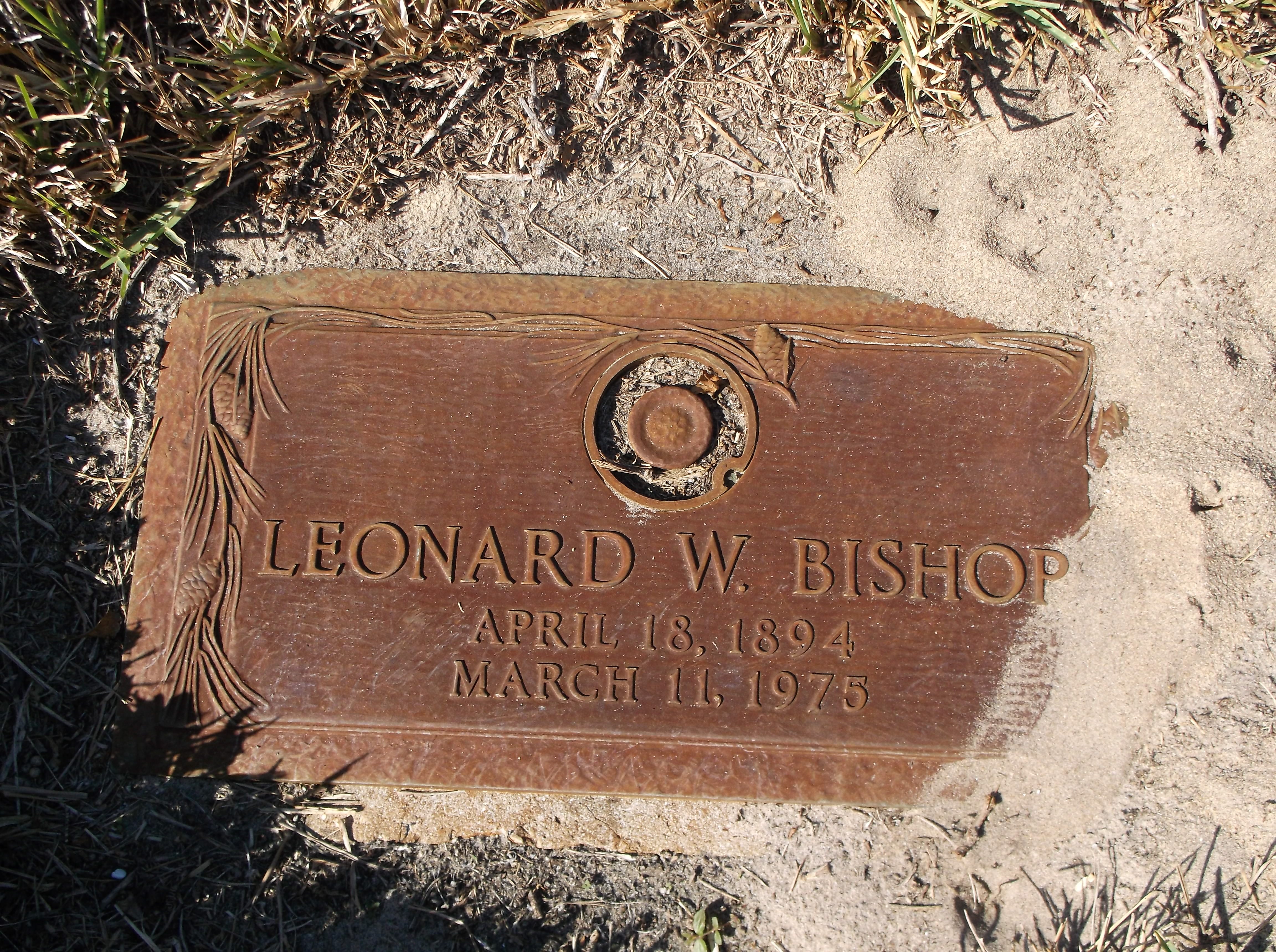 Leonard W Bishop