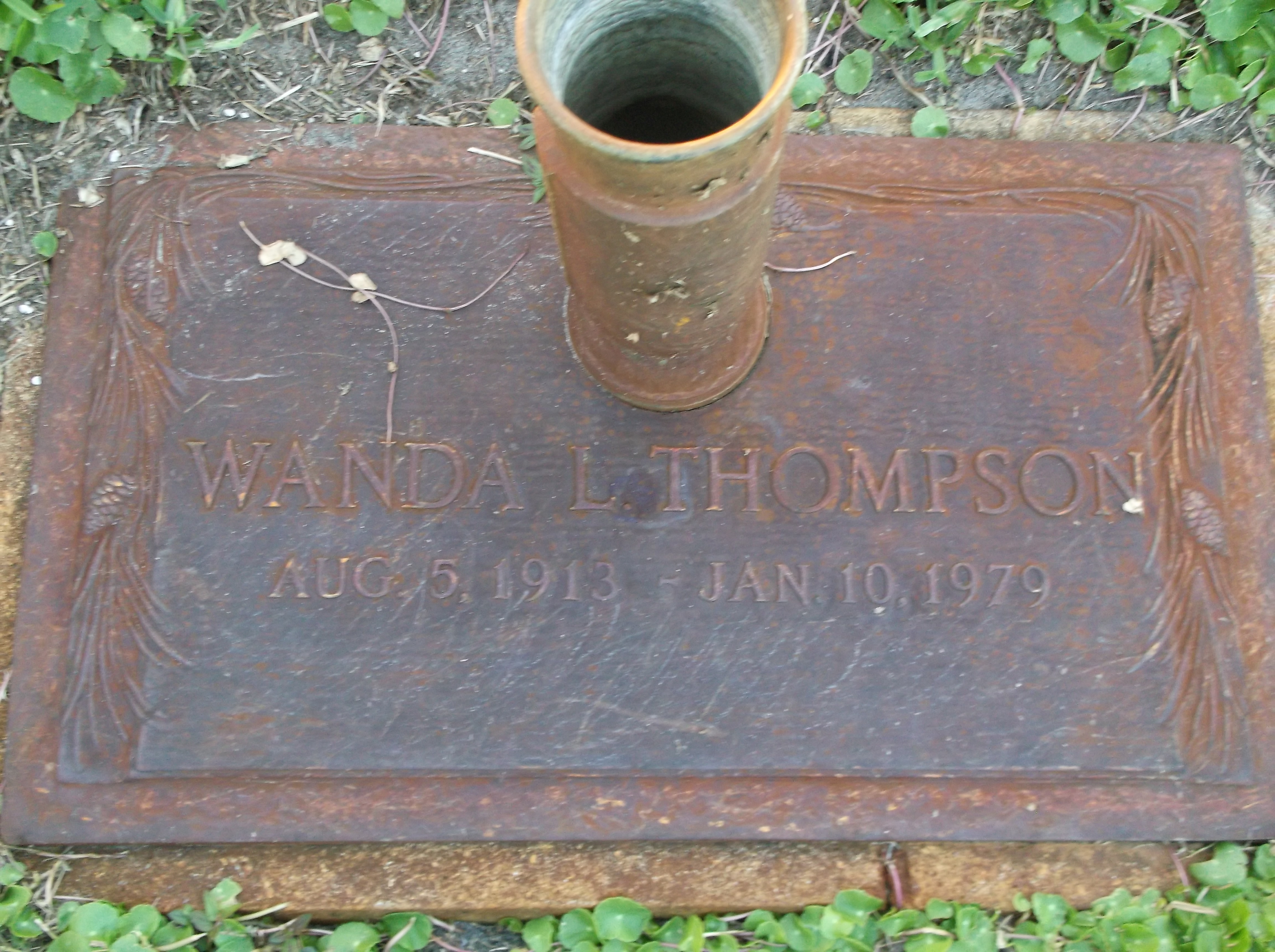 Wanda L Thompson