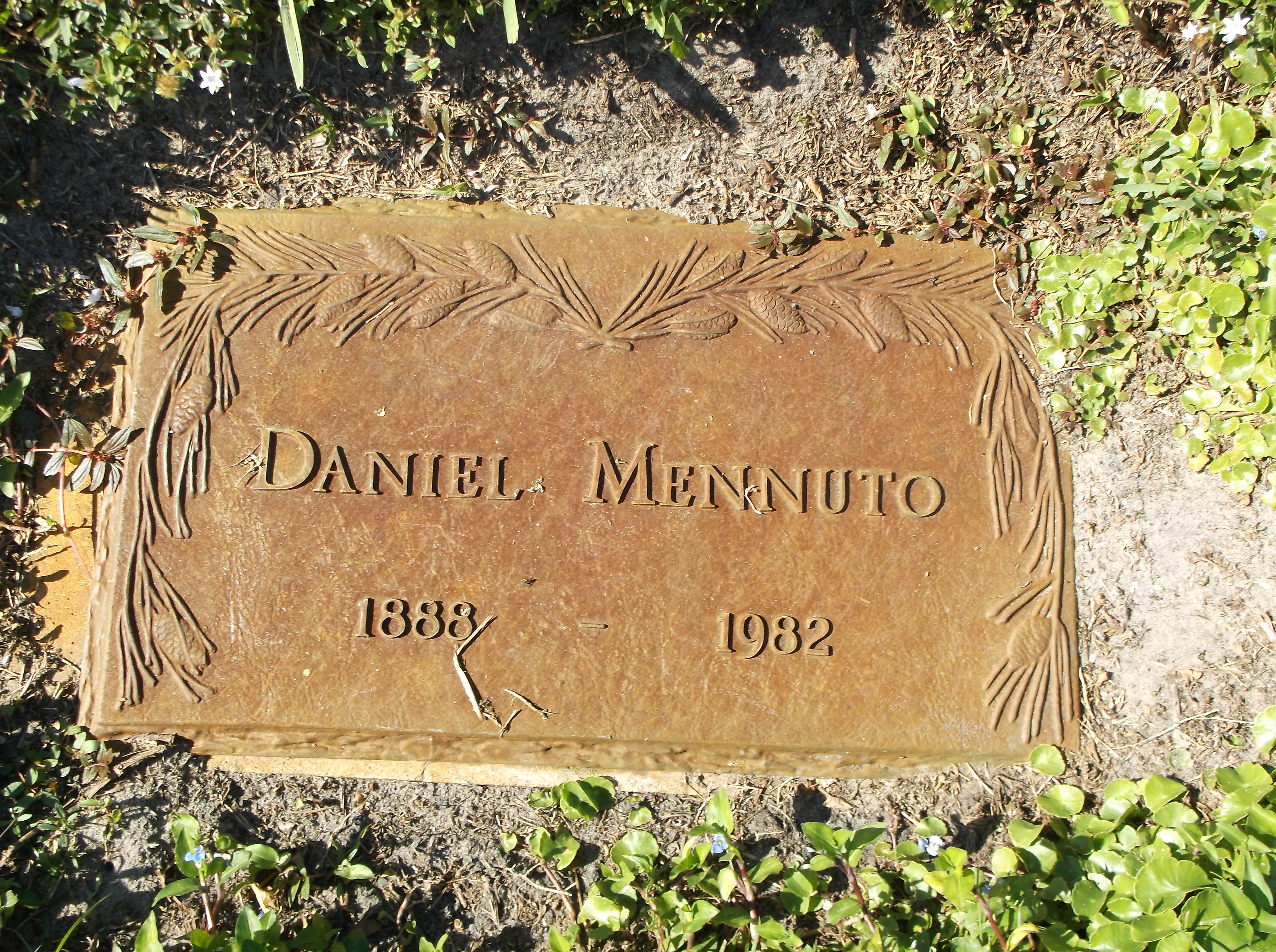 Daniel Mennuto