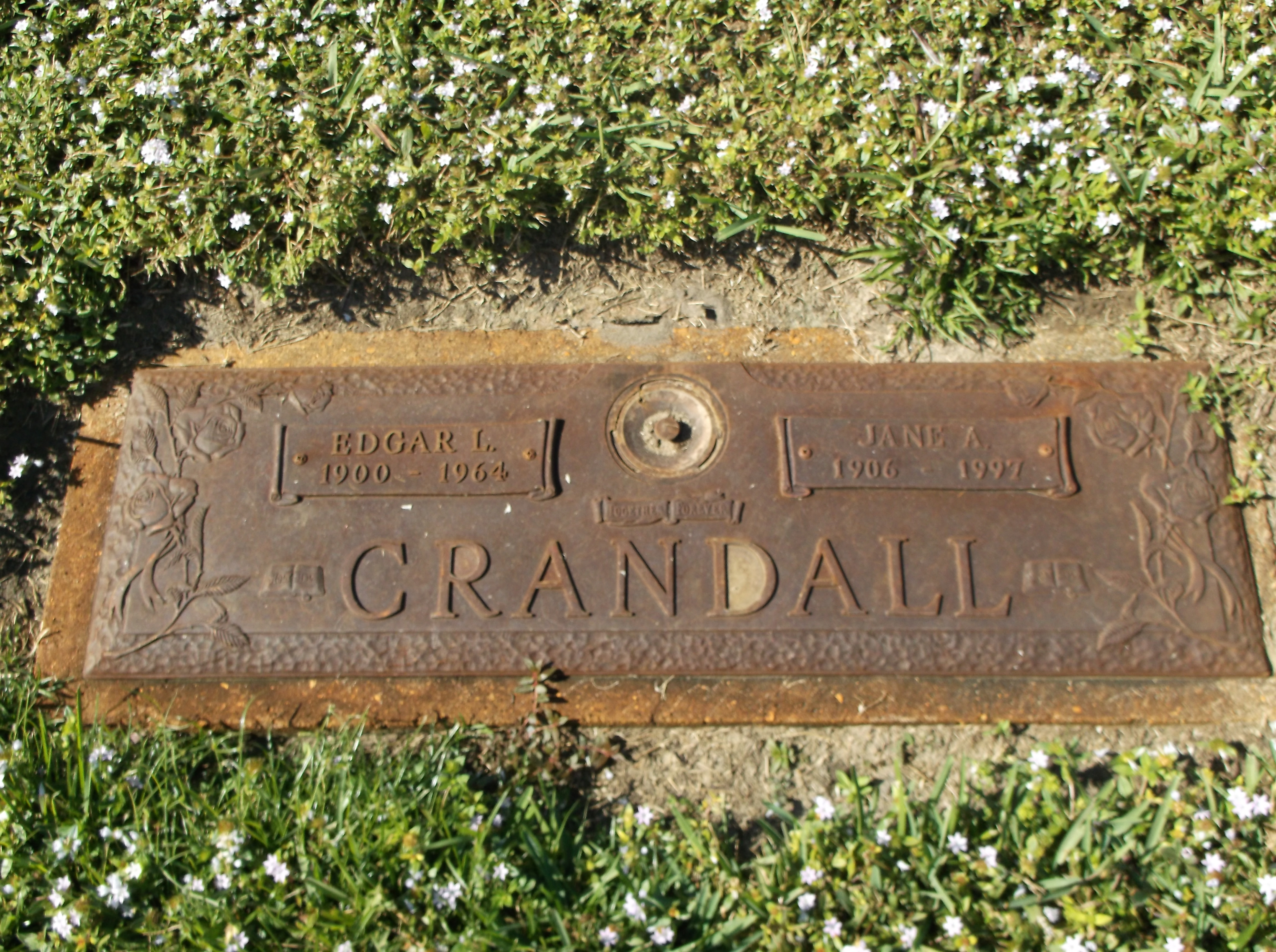 Edgar L Grandall