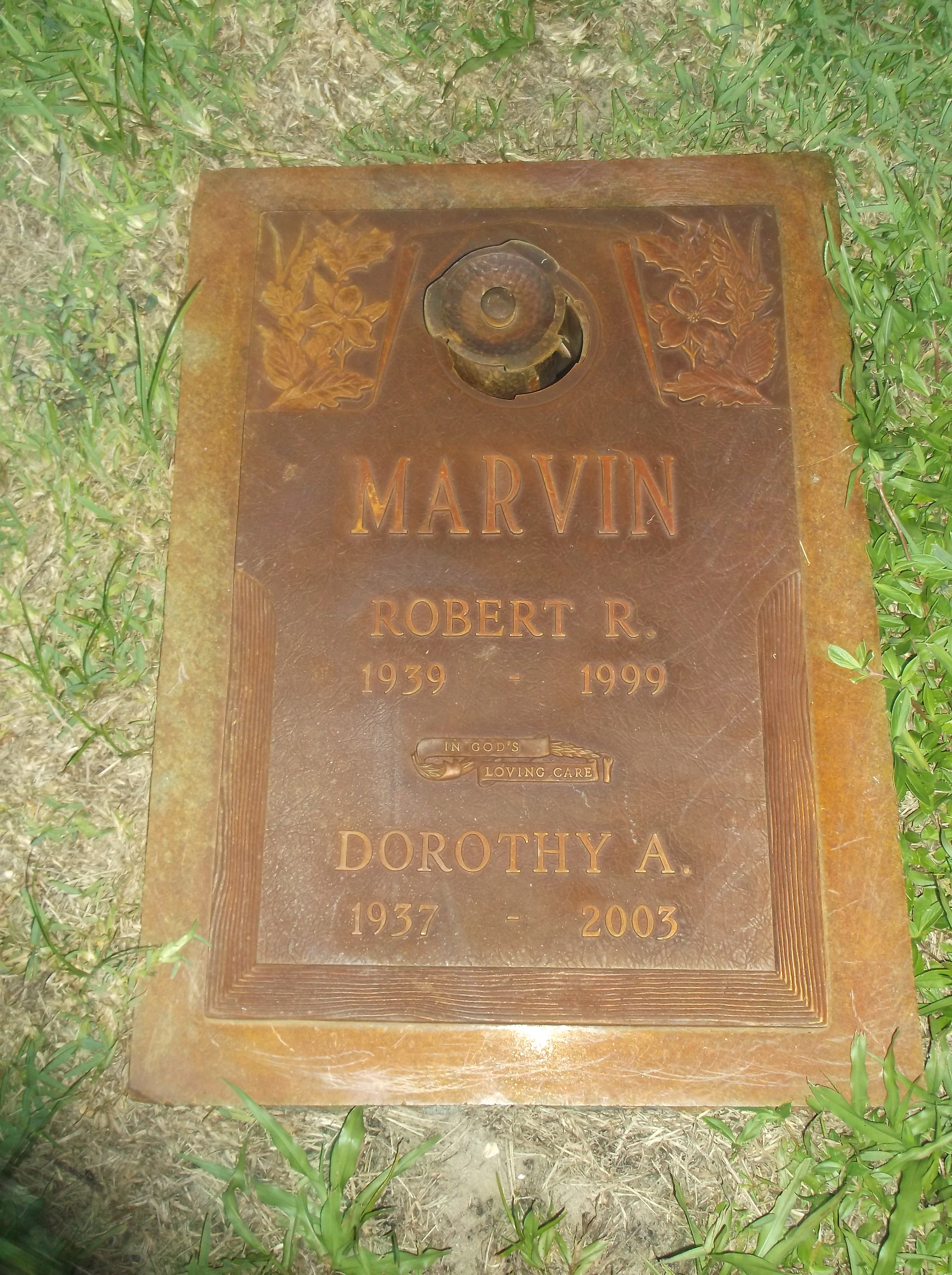 Robert R Marvin