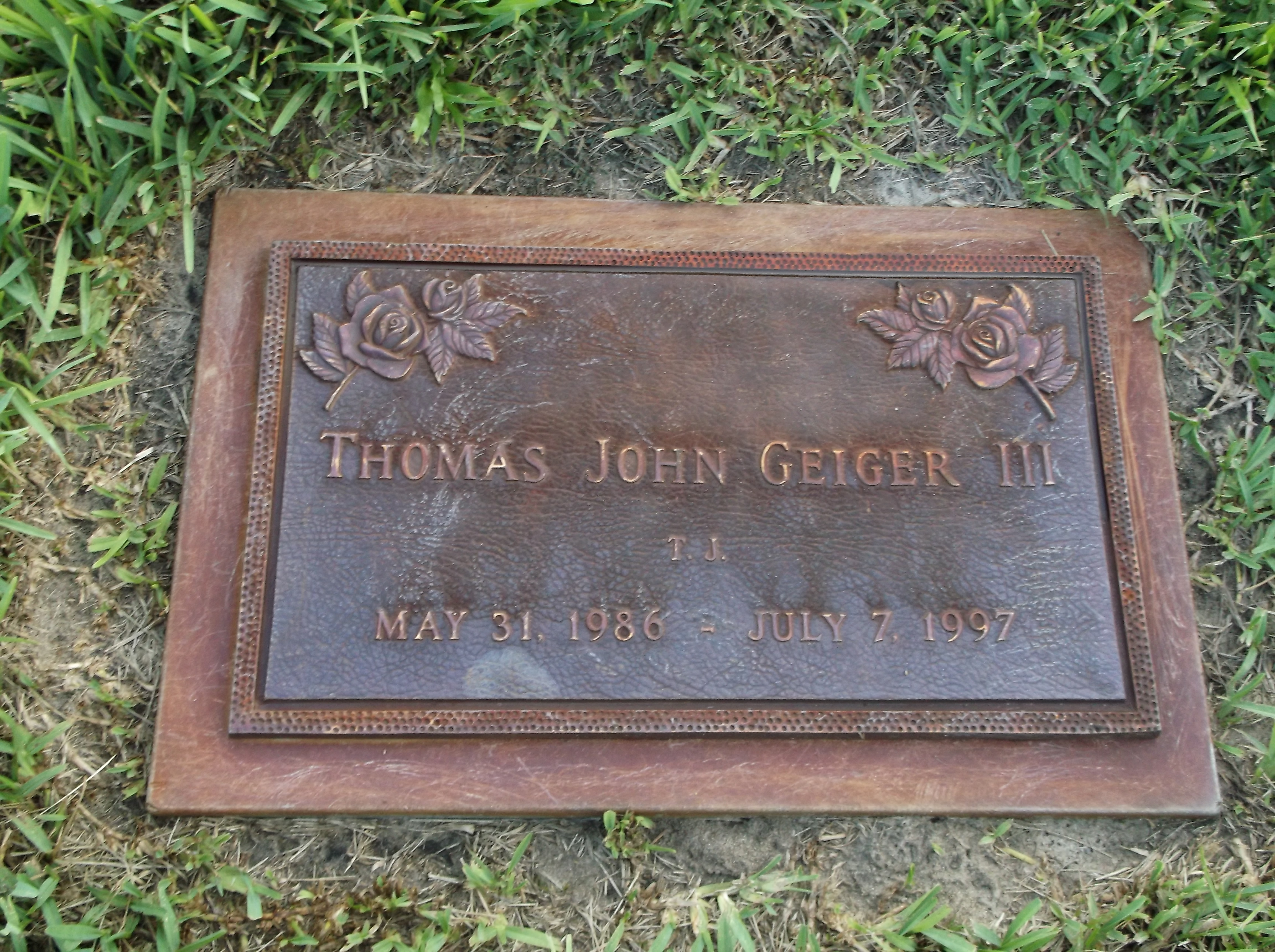 Thomas John "T J" Geiger, III