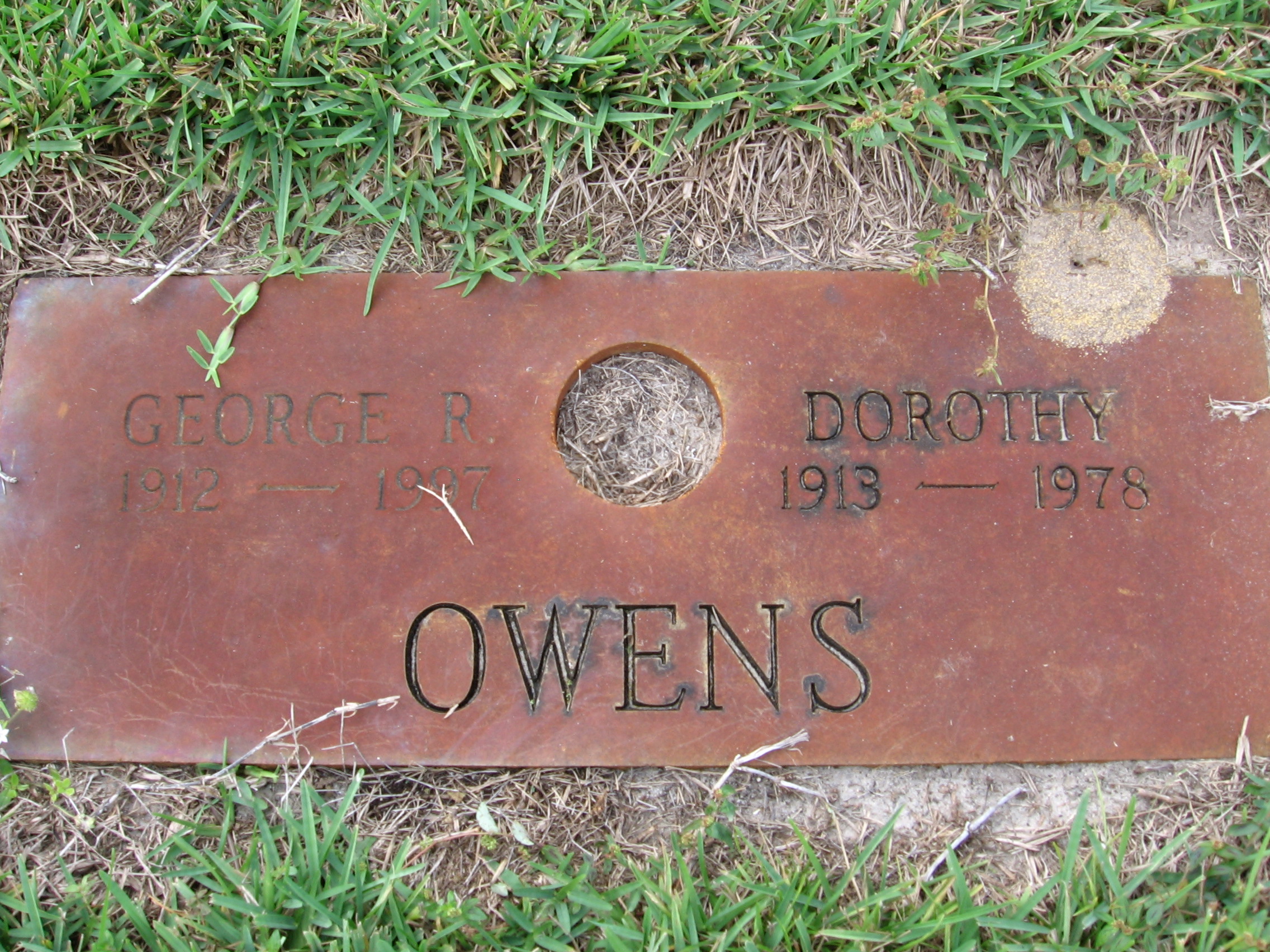 George R Owens