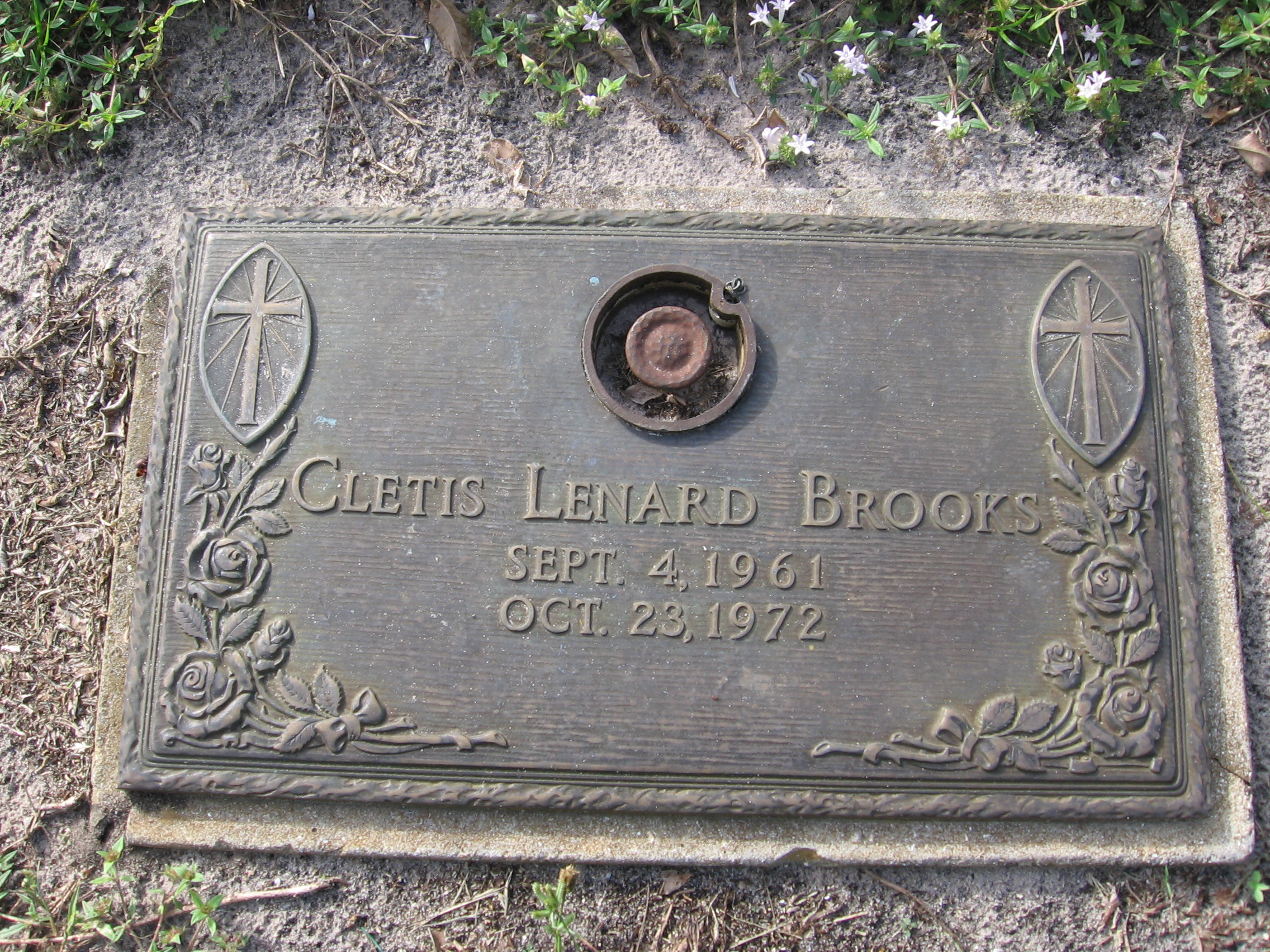 Cletis Lenard Brooks