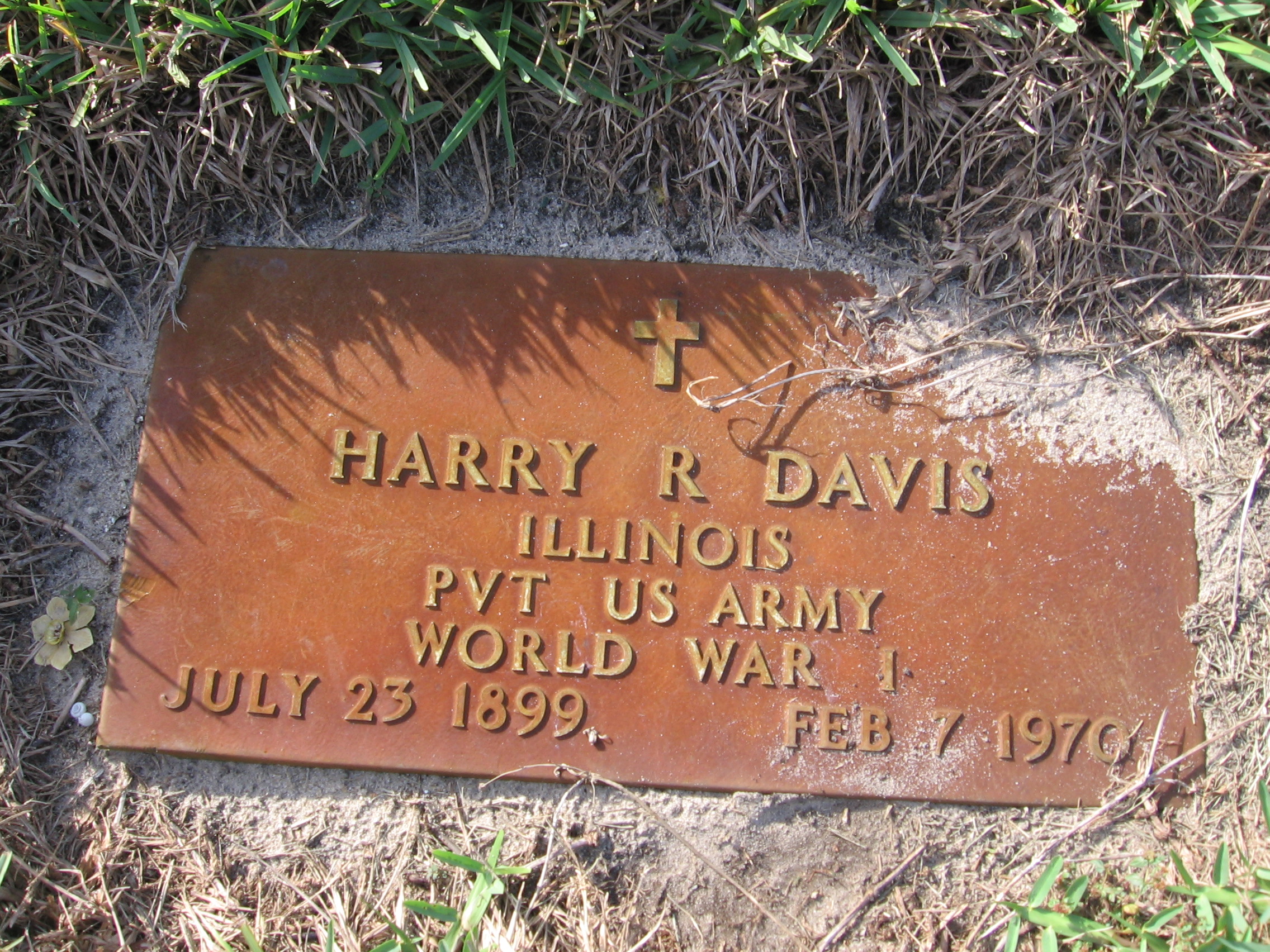 Pvt Harry R Davis