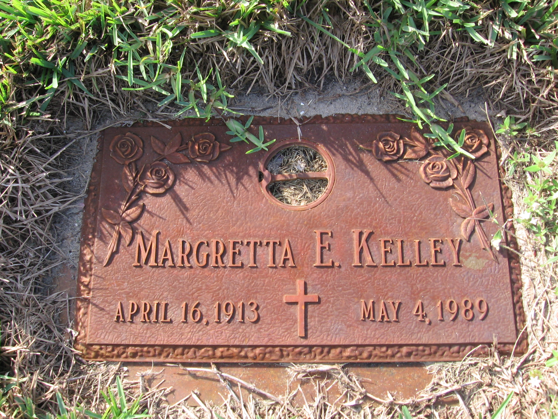 Margretta E Kelley