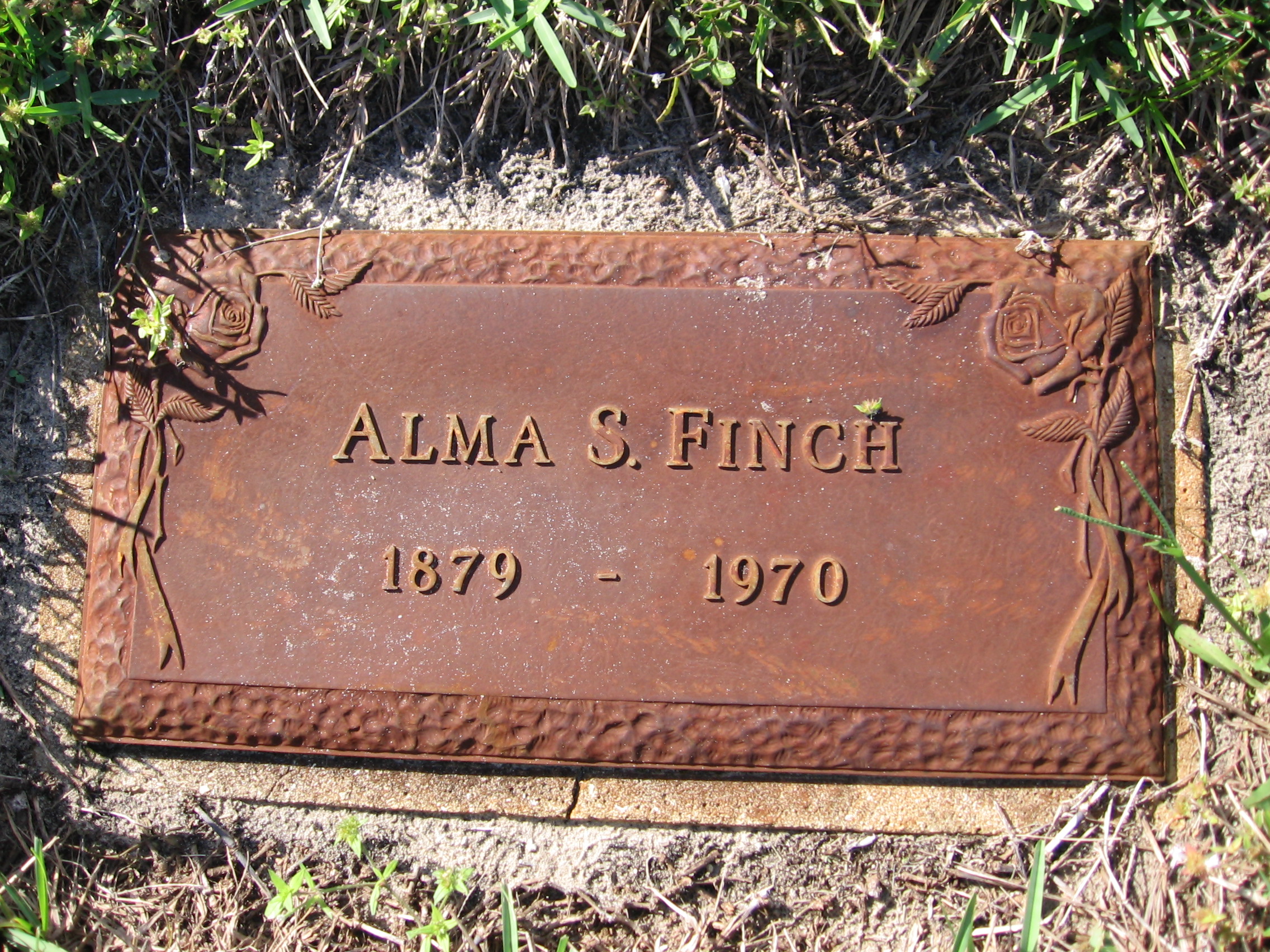 Alma S Finch