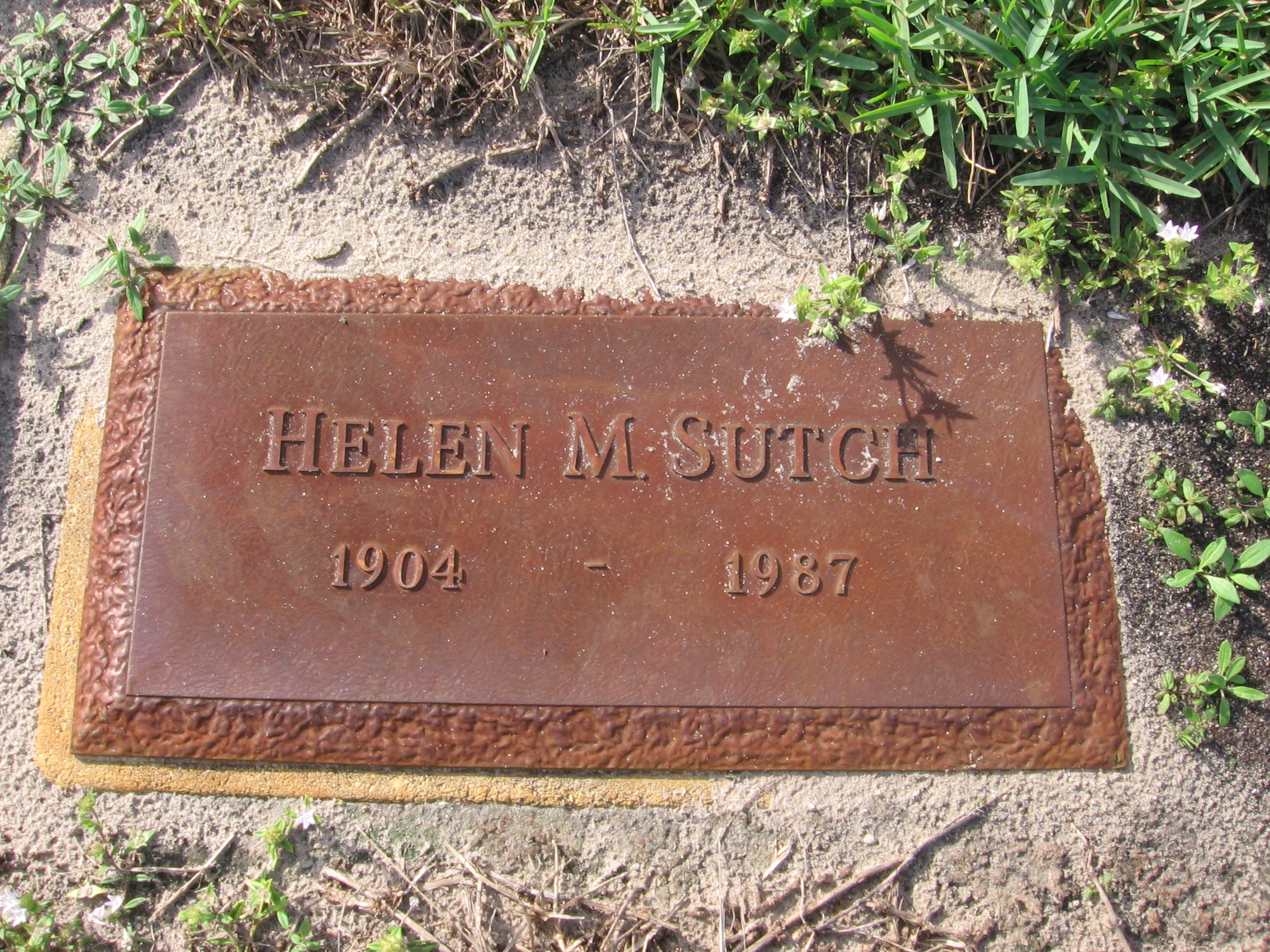 Helen M Sutch