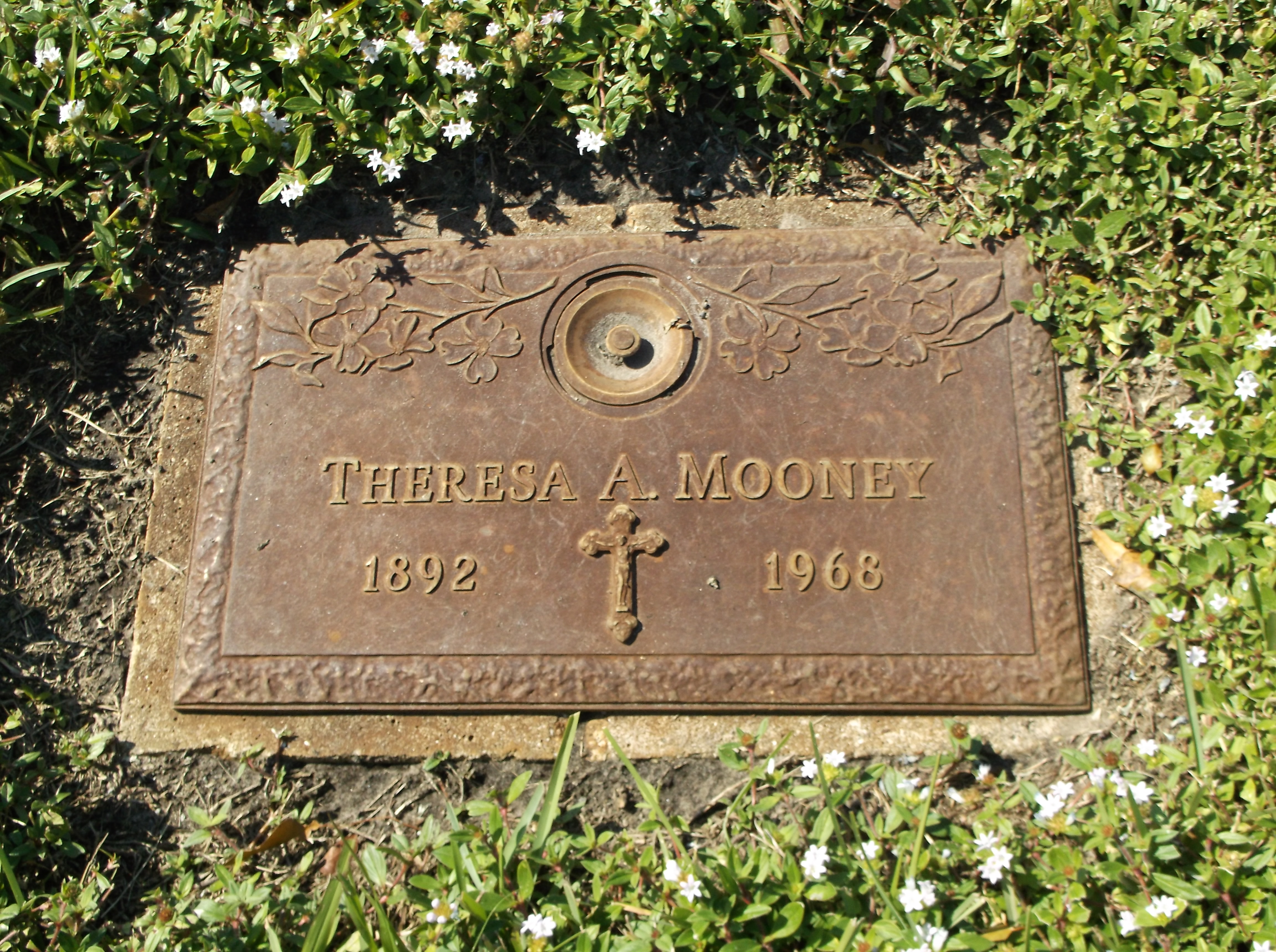 Theresa A Mooney