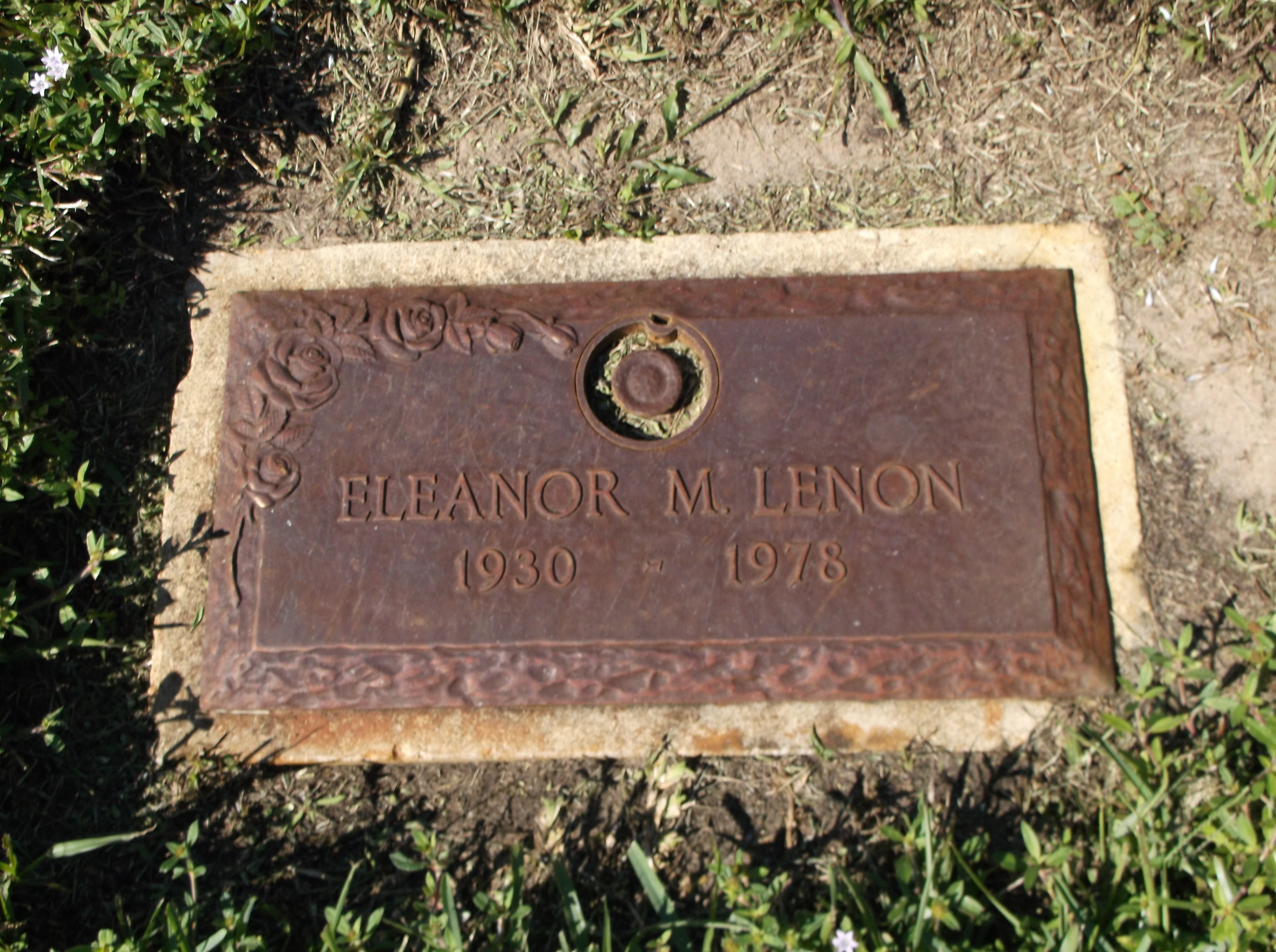 Eleanor M Lenon