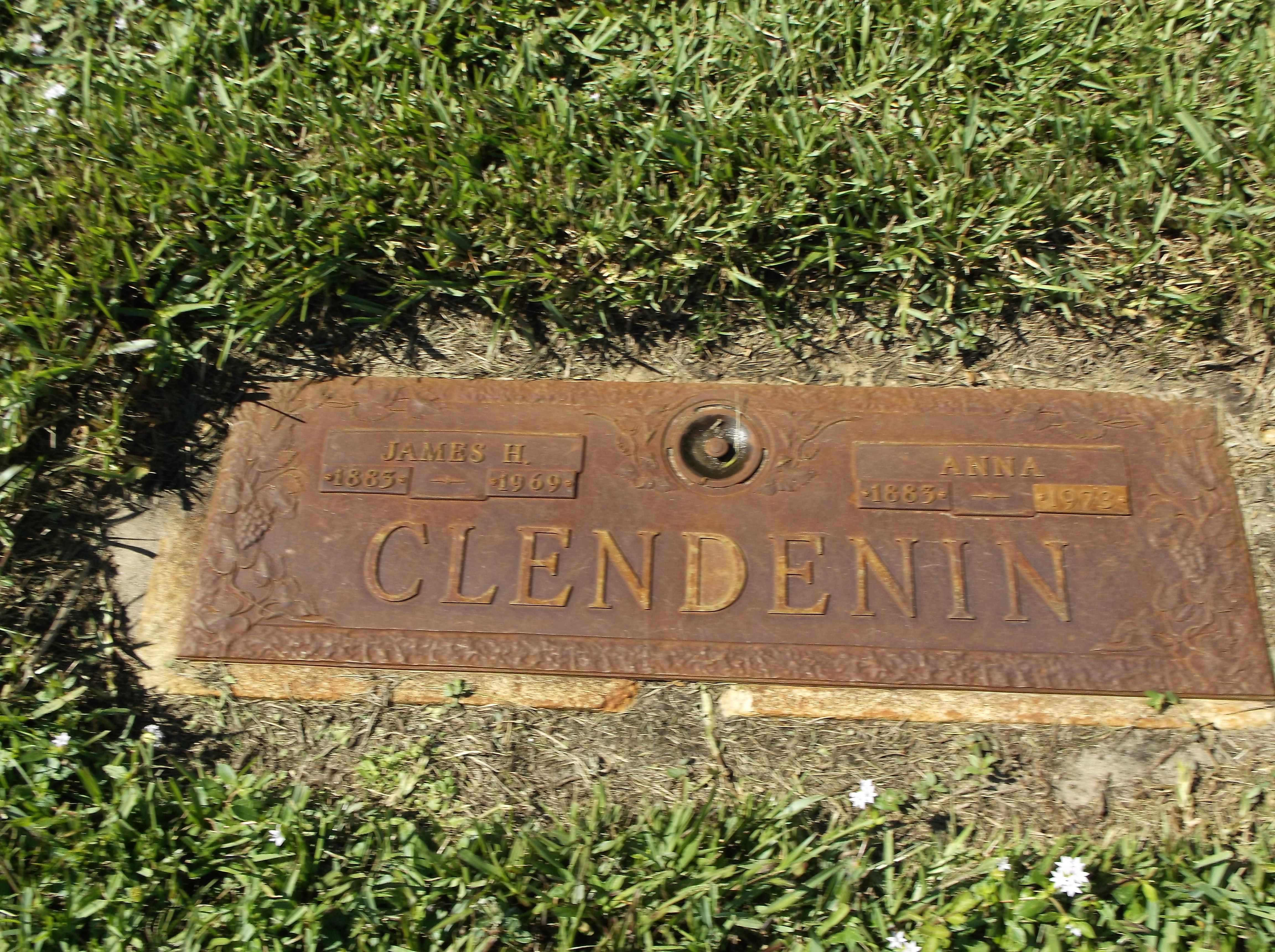 James H Clendenin