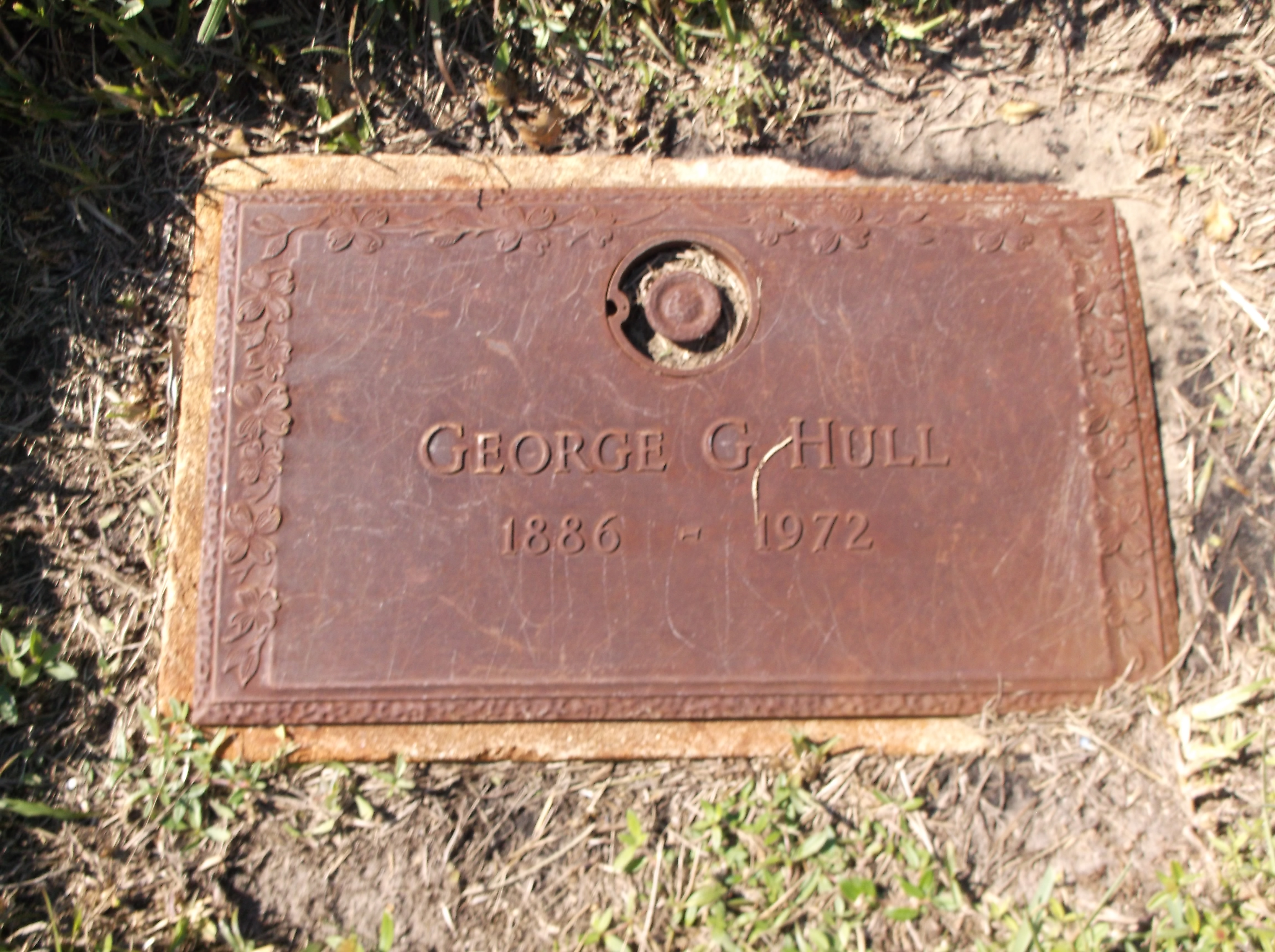 George G Hull